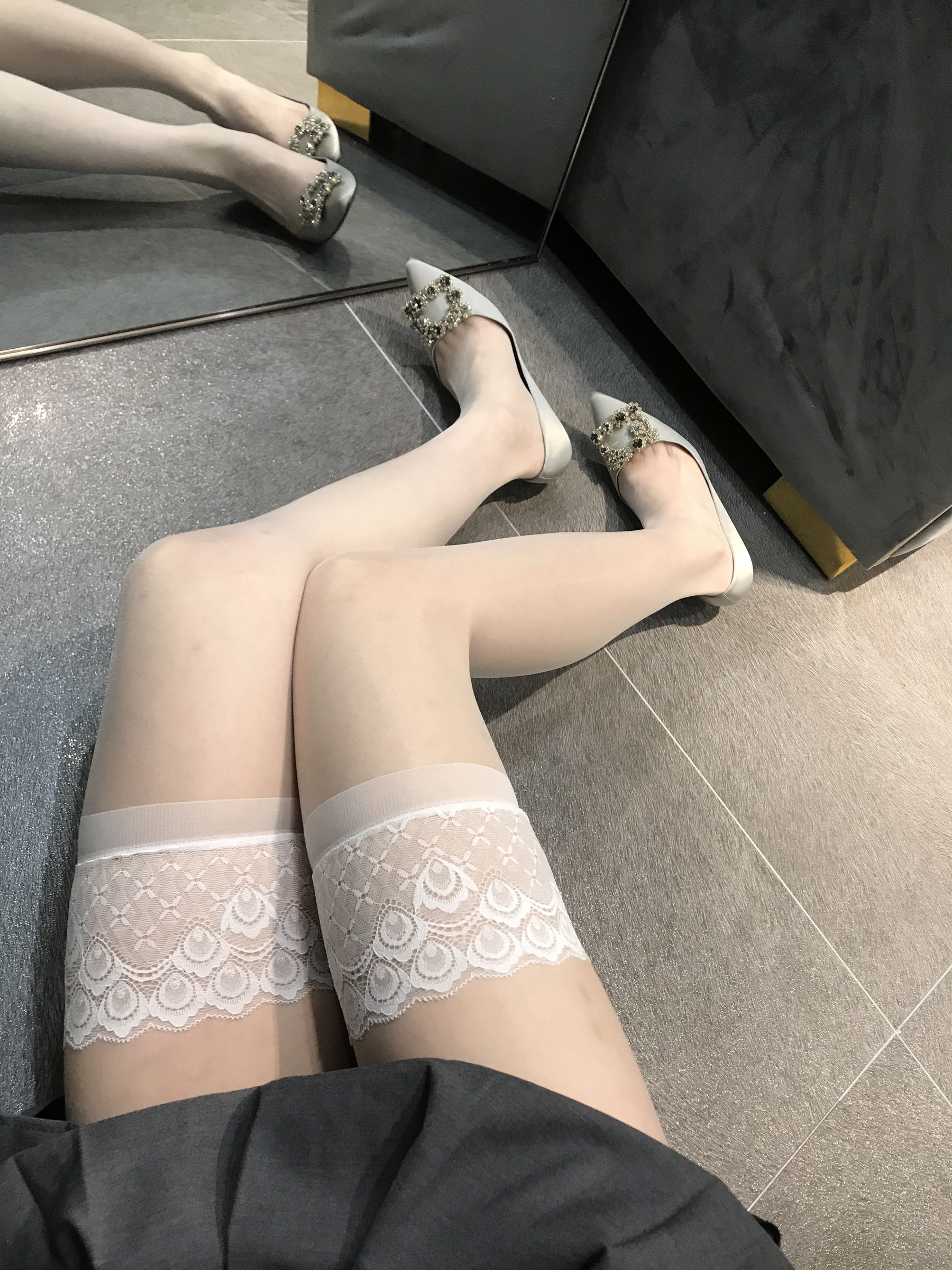 丝足博主麋鹿_Monroe 2020.04.04 圆臀诱惑