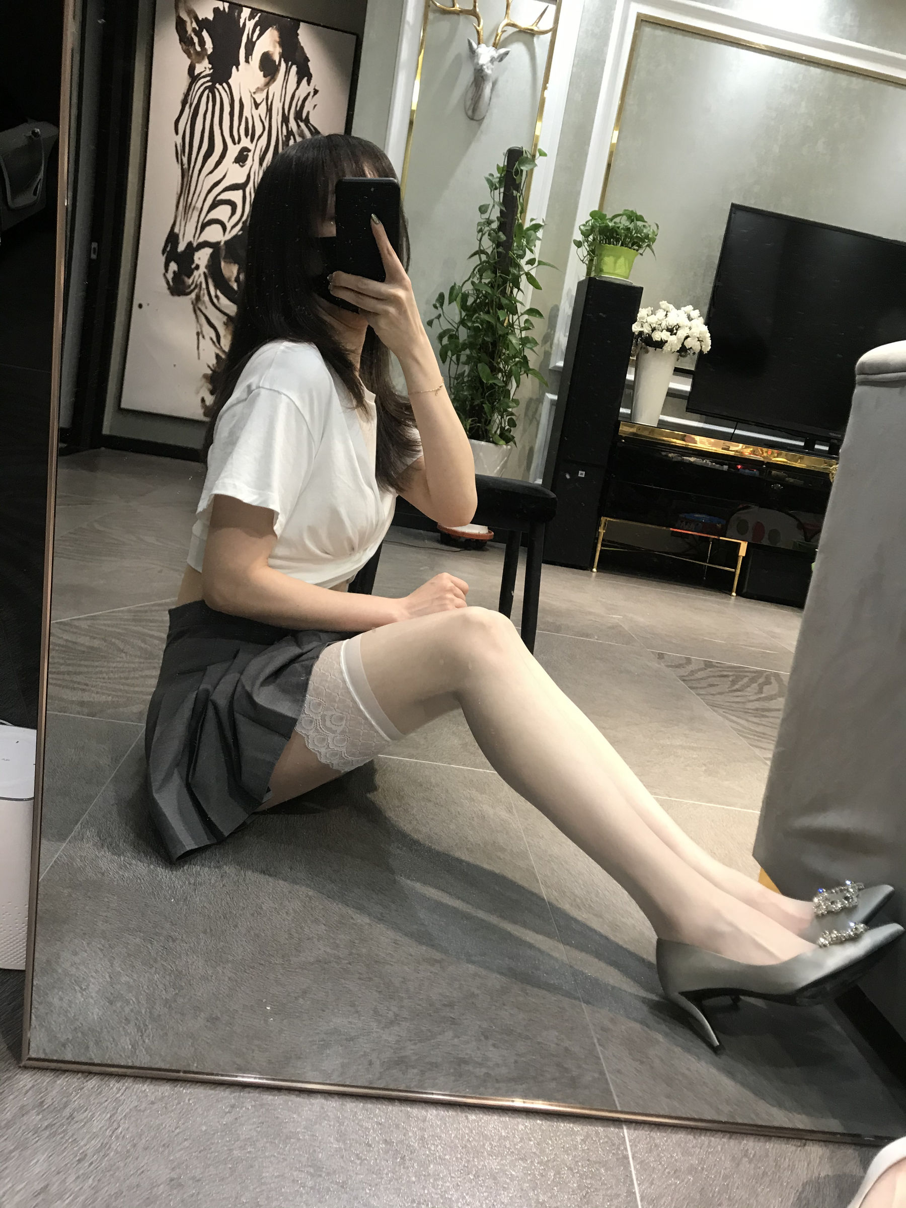 丝足博主麋鹿_Monroe 2020.04.04 圆臀诱惑