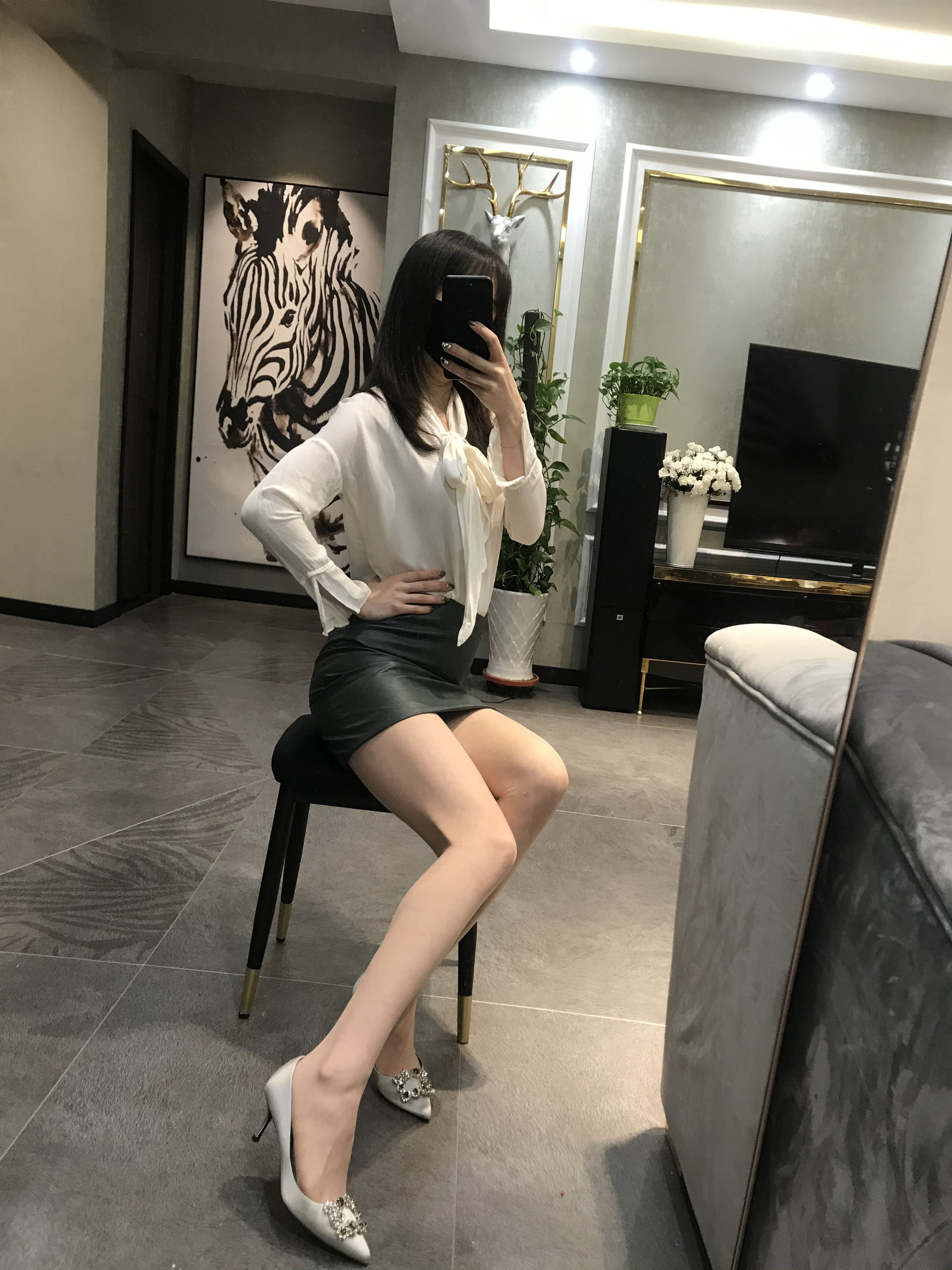丝足博主麋鹿_Monroe 2020.04.04 圆臀诱惑