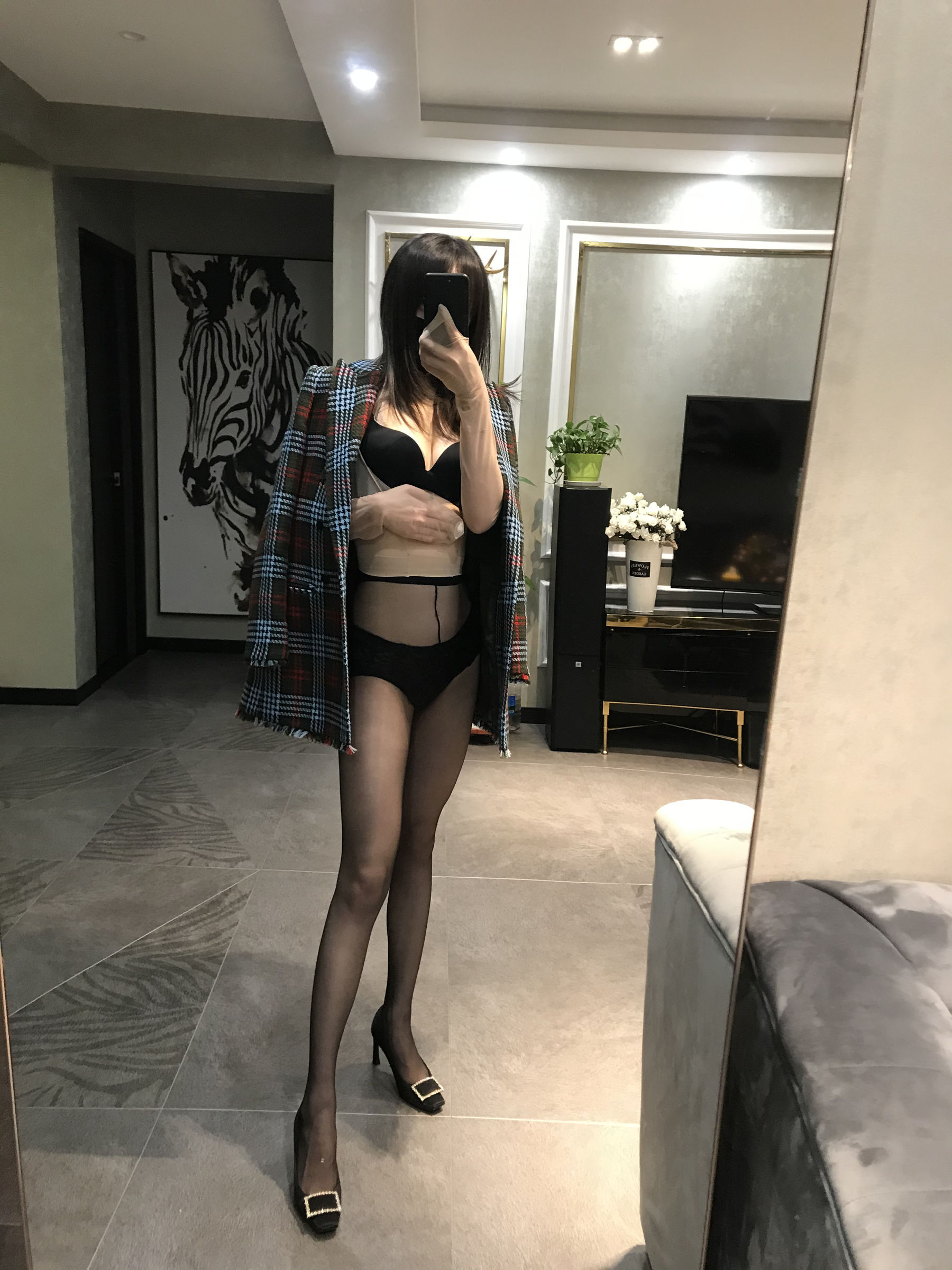 丝足博主麋鹿_Monroe 2020.04.06 难掩性感