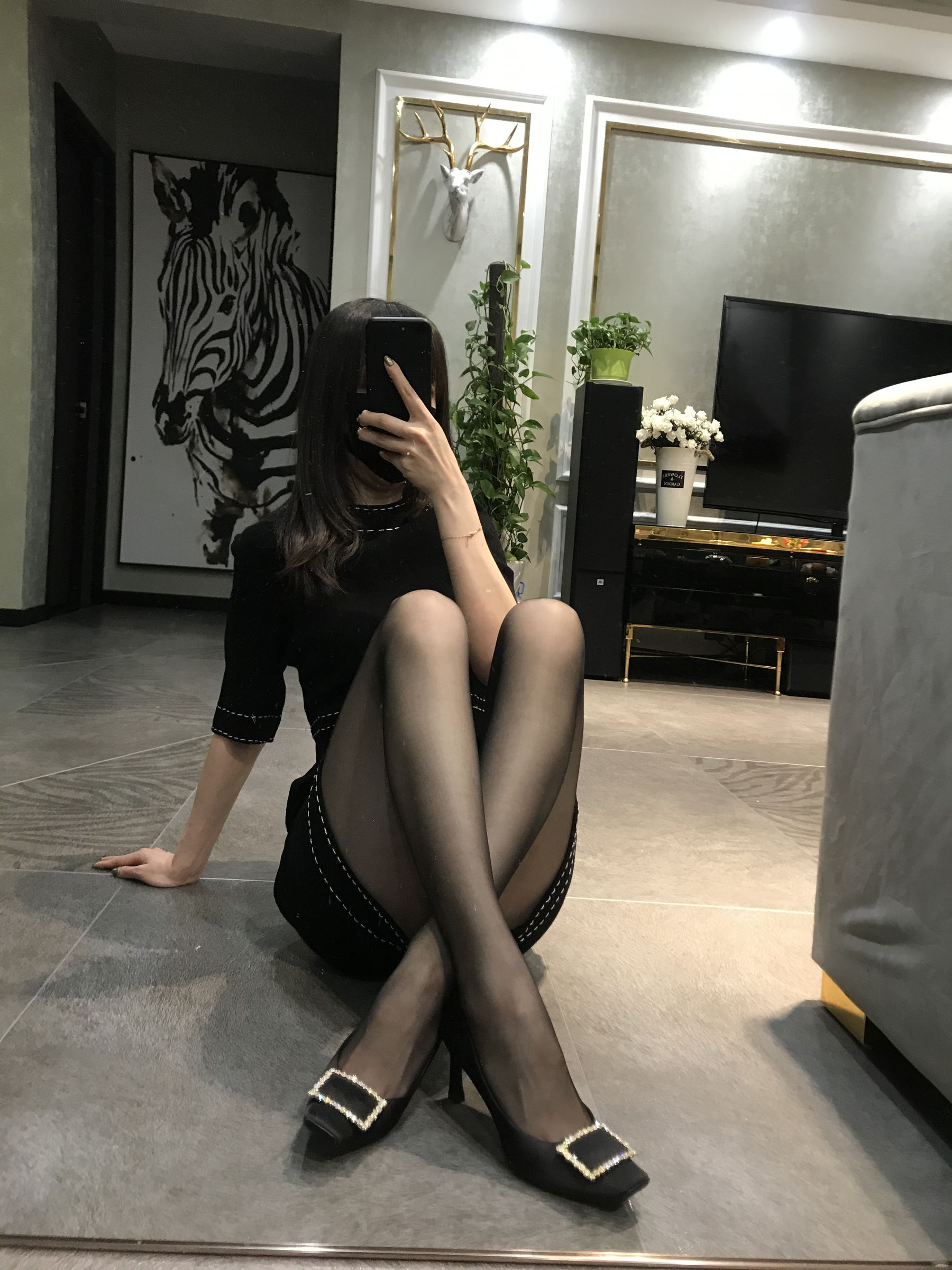 丝足博主麋鹿_Monroe 2020.04.06 难掩性感