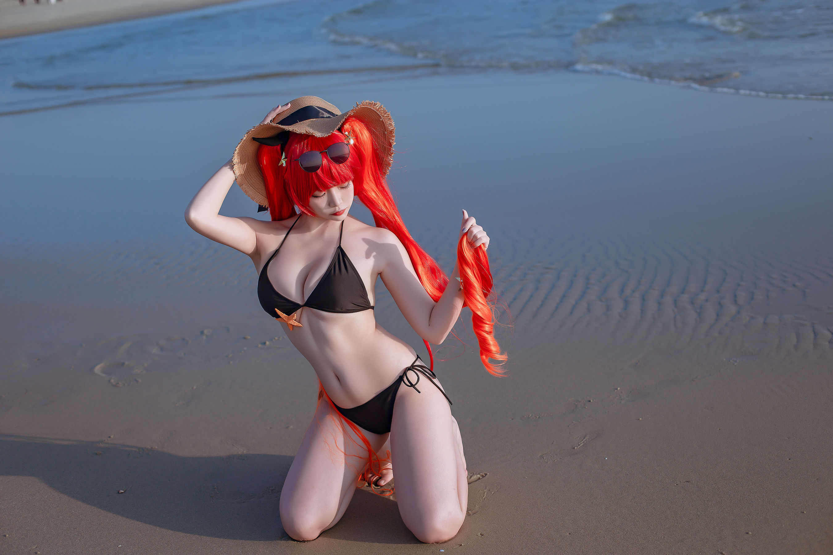 [网红COS] 人气Coser二佐Nisa - 碧蓝 火奴鲁鲁泳装