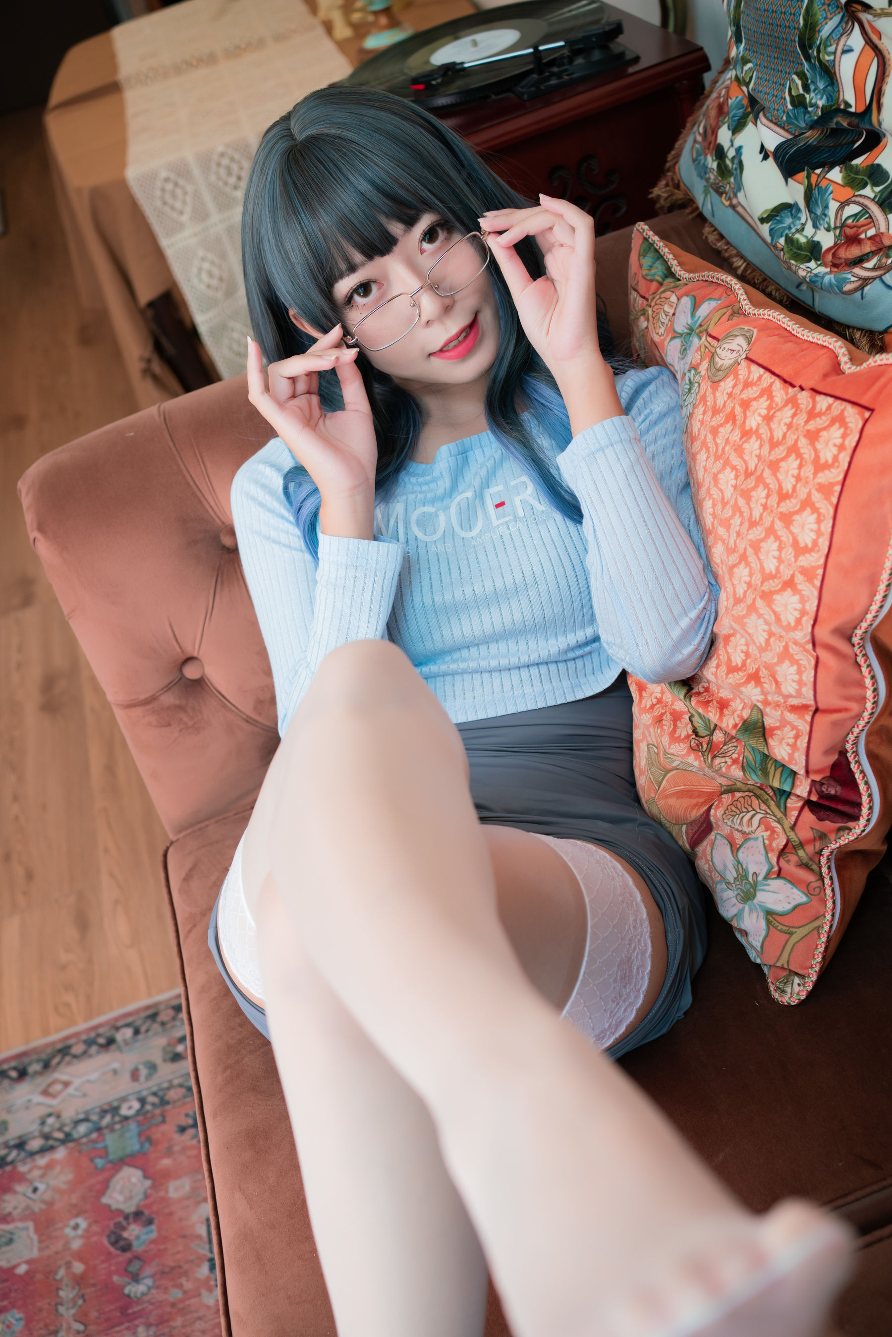 [网红COS] 动漫博主Money冷冷 - 吉他少女