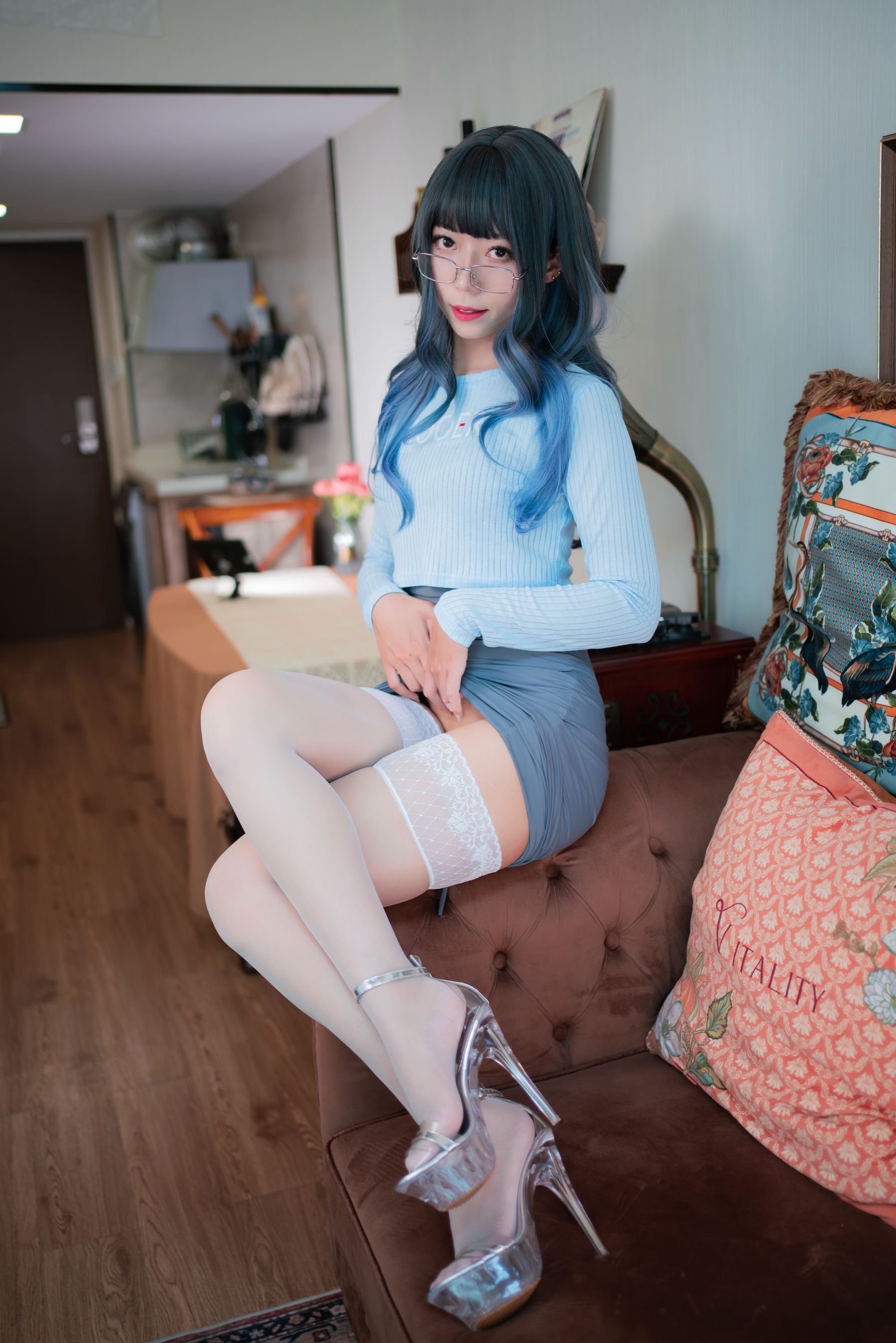 [网红COS] 动漫博主Money冷冷 - 吉他少女