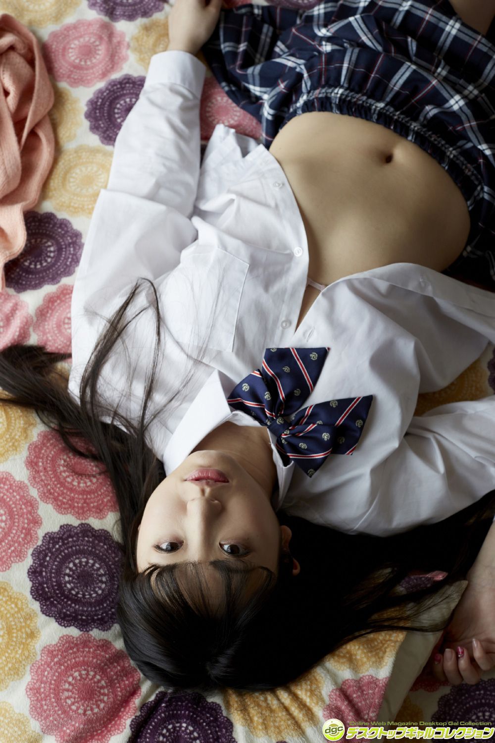 椎名香奈江《88cmのFカップと大きなヒップの豊満娘》 [DGC] NO.1256