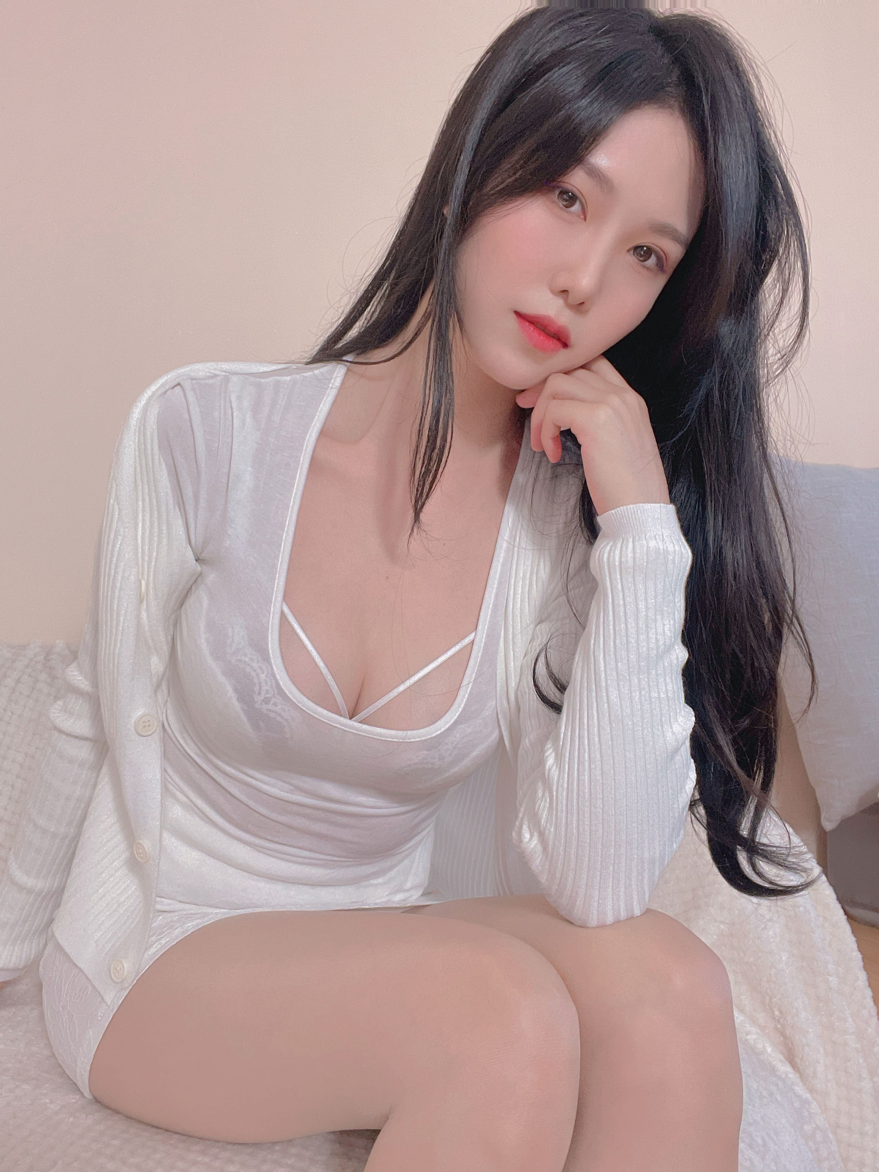 [网红COS] 抖娘-利世图集 - 居家阿娇
