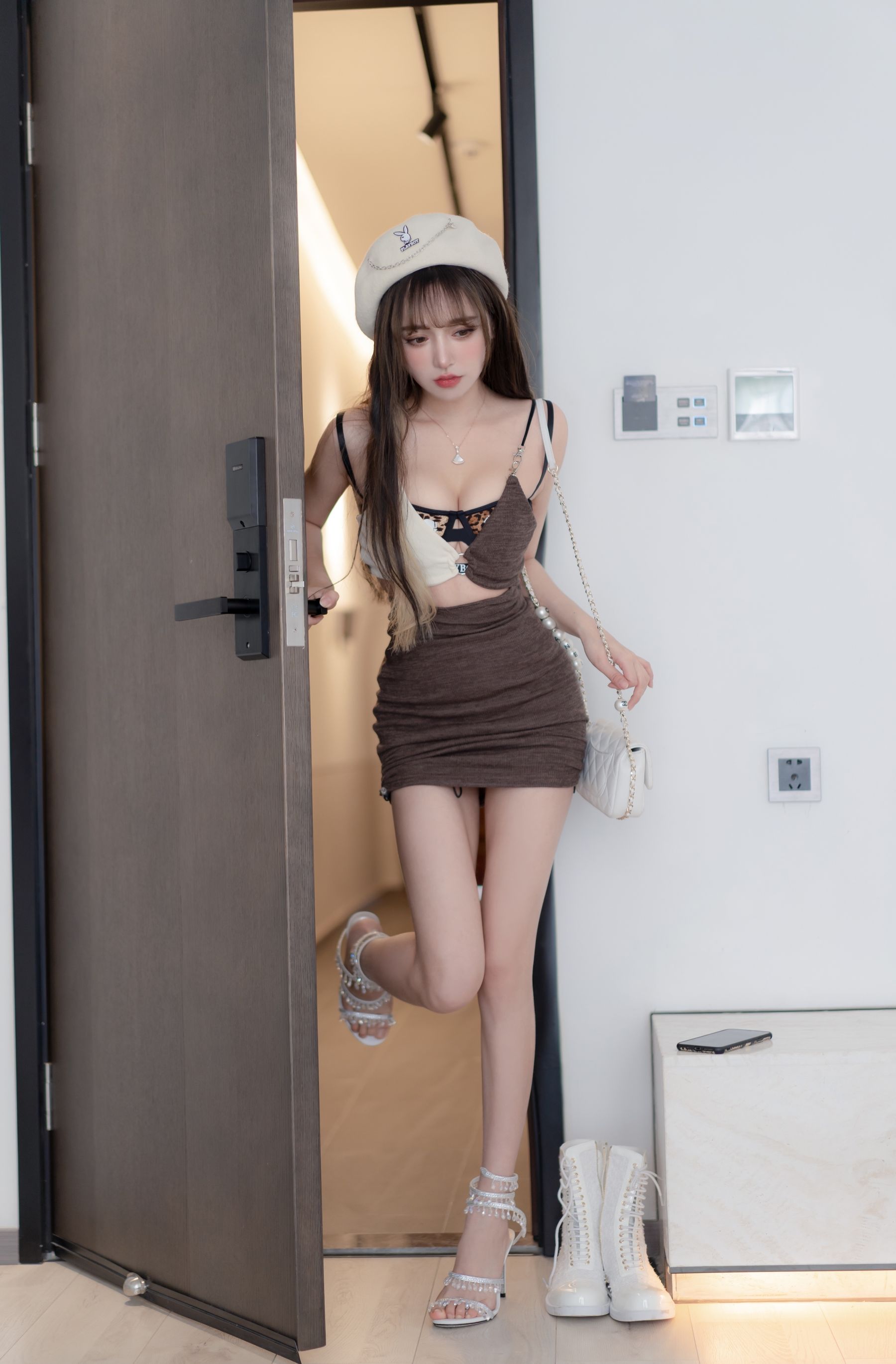[网红COS] 斗鱼米线线sama - 年上女友