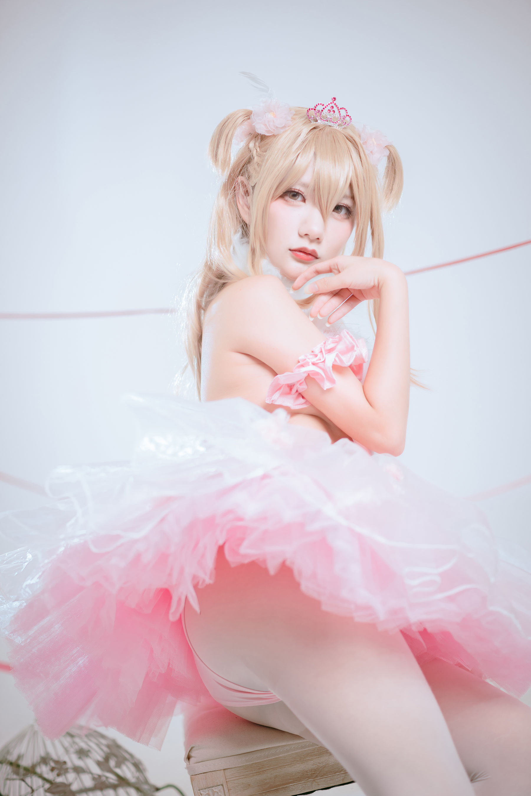[网红COS] 是一只熊仔吗 - anmi 后辈酱
