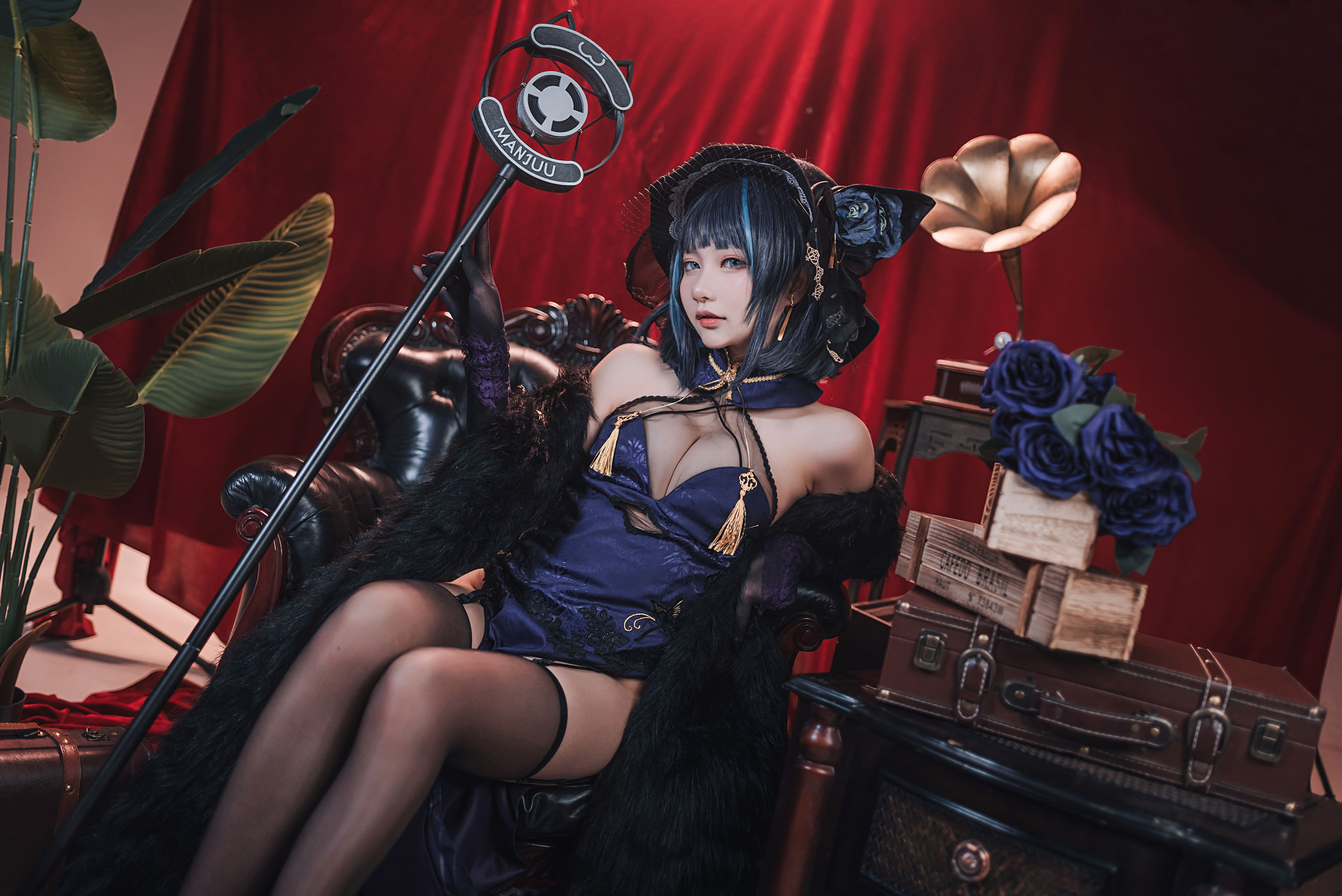 [网红COS] 是一只熊仔吗 - 柴郡 音乐绚烂