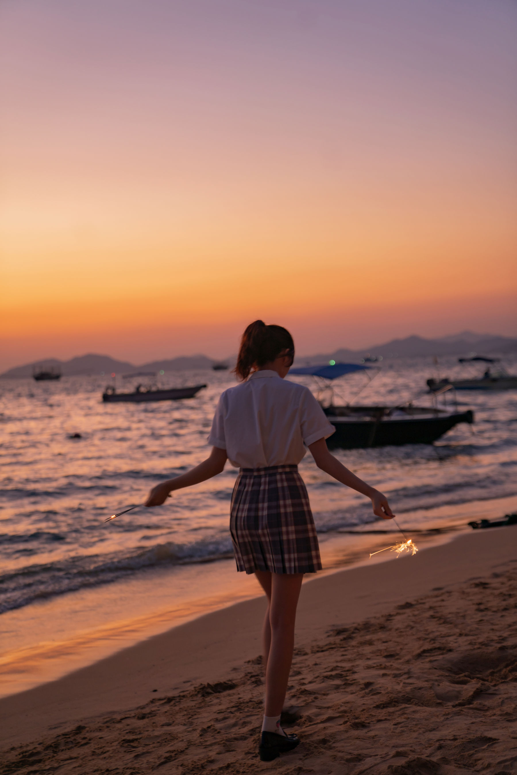 [网红COS] 桜桃喵 - 逐海