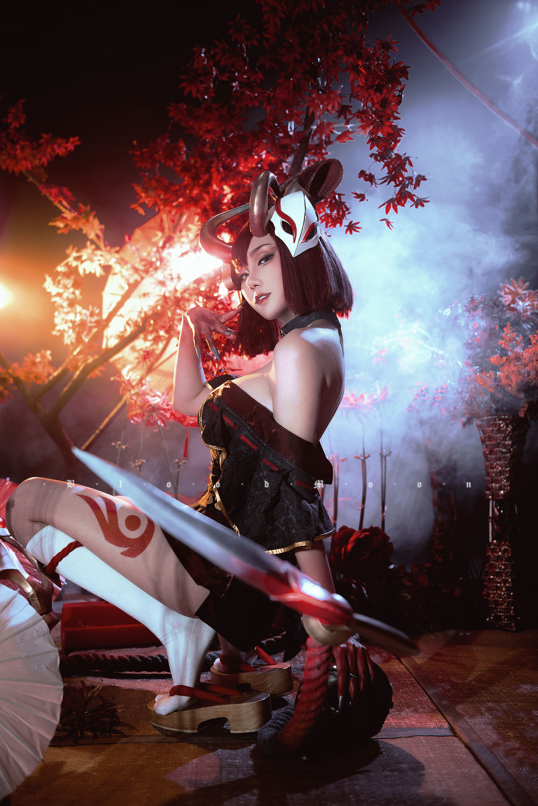 [网红COS] 瓦斯塔亚小龙虾 - 猩红之月伊芙琳