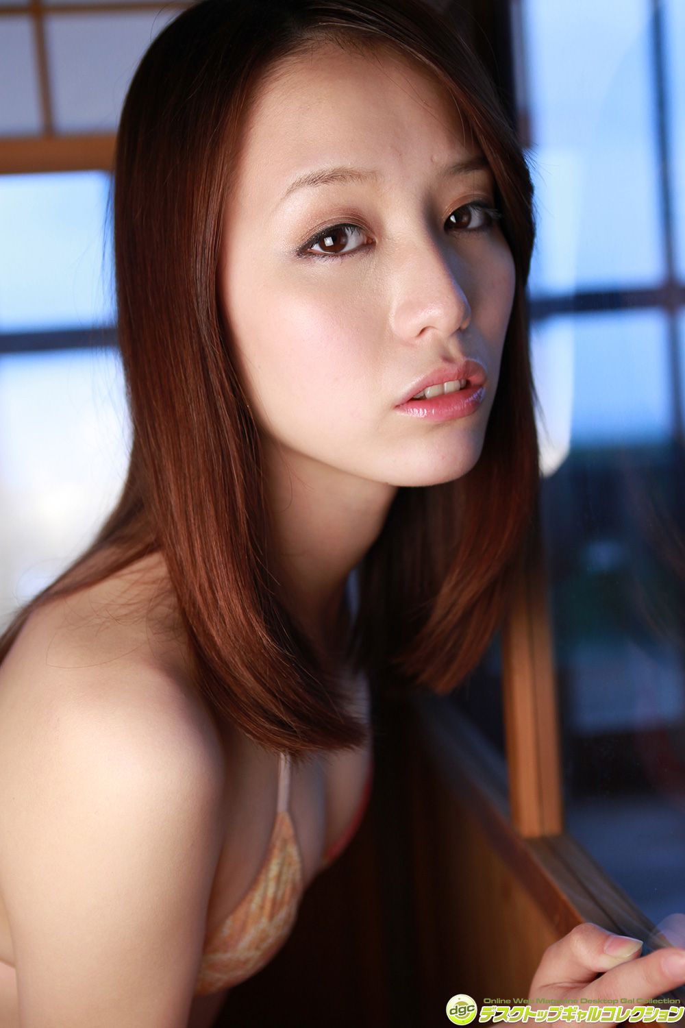 纲岛惠里香《透き通るような白い肌のスレンダーボディ!》 [DGC] NO.1260