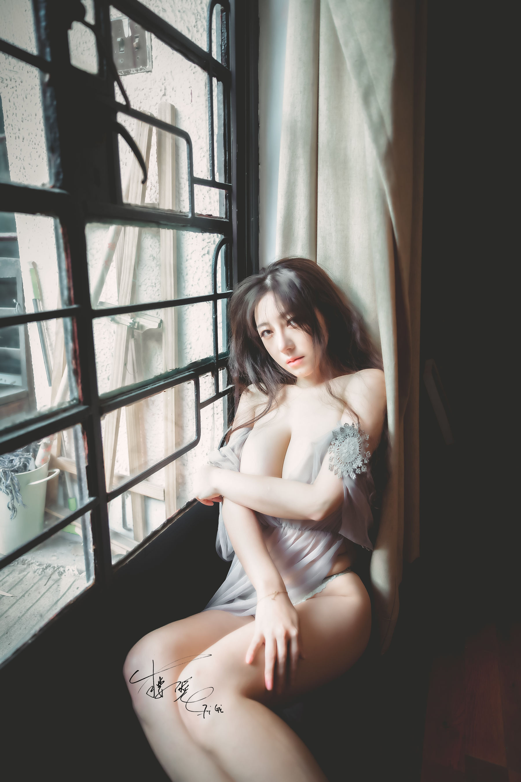 [网红COS] 网络红人樱晚gigi - 薄纱