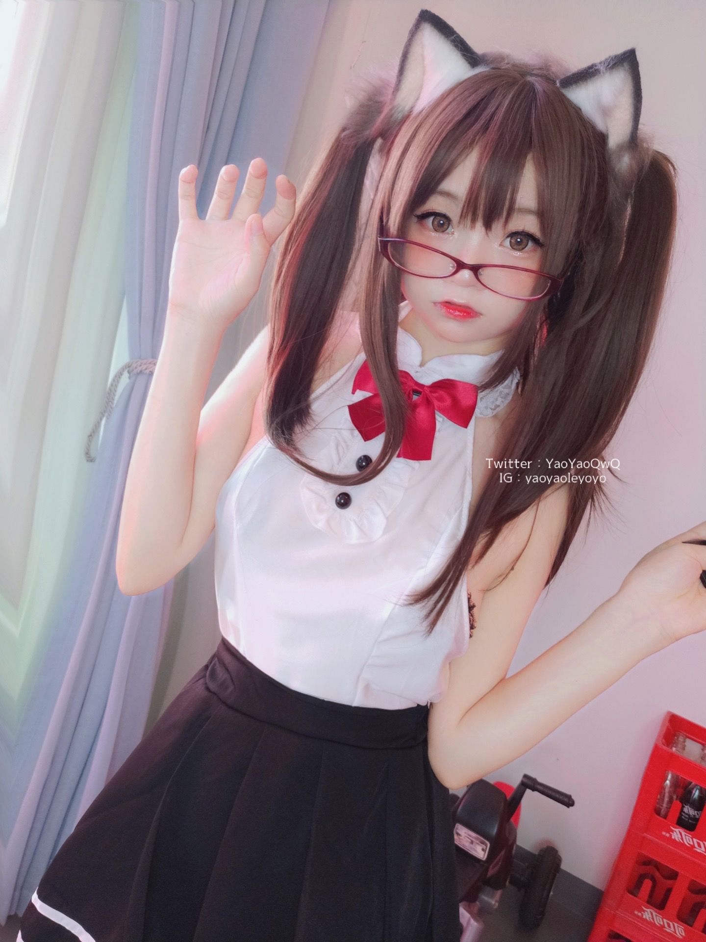 [网红COS] 萌妹子Coser摇摇乐yoyo - 黑色紧身衣