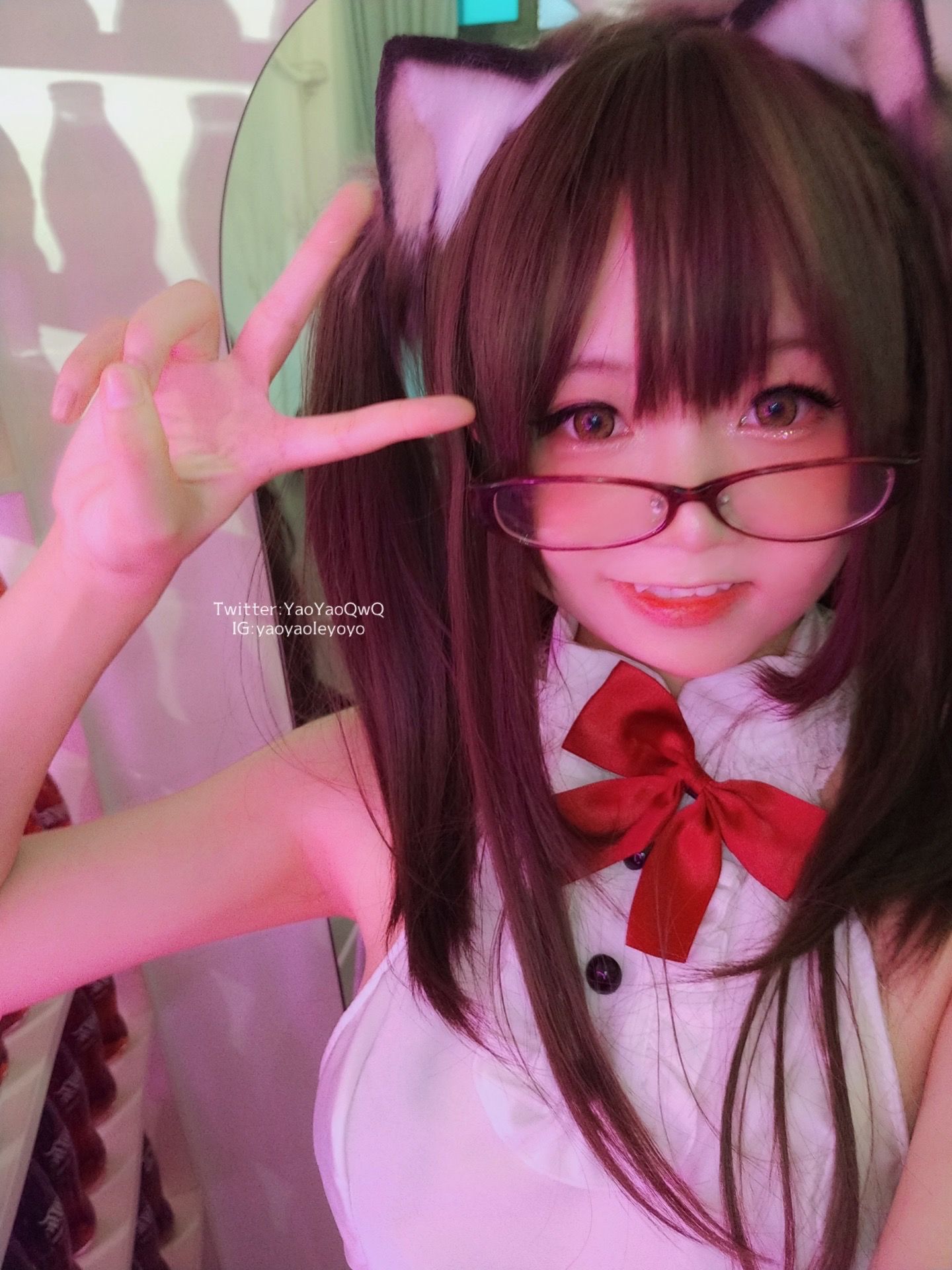 [网红COS] 萌妹子Coser摇摇乐yoyo - 黑色紧身衣