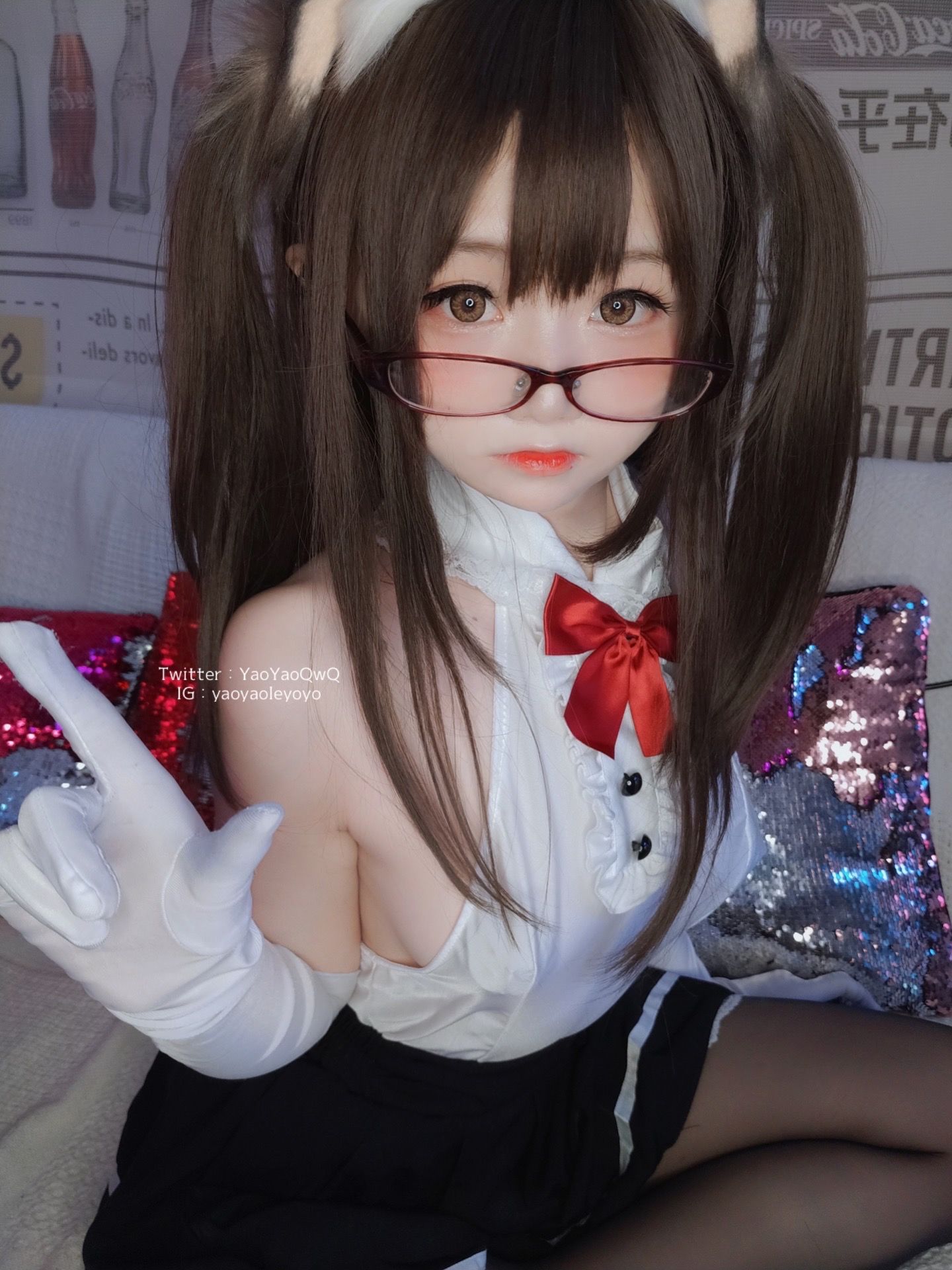 [网红COS] 萌妹子Coser摇摇乐yoyo - 黑色紧身衣