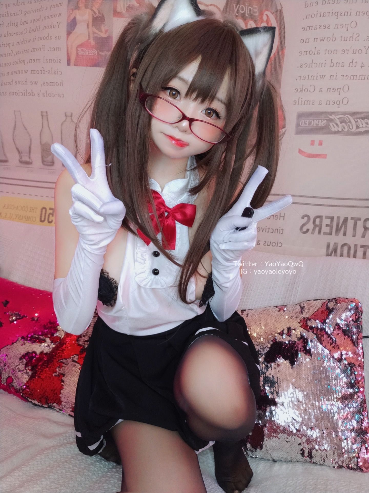 [网红COS] 萌妹子Coser摇摇乐yoyo - 黑色紧身衣