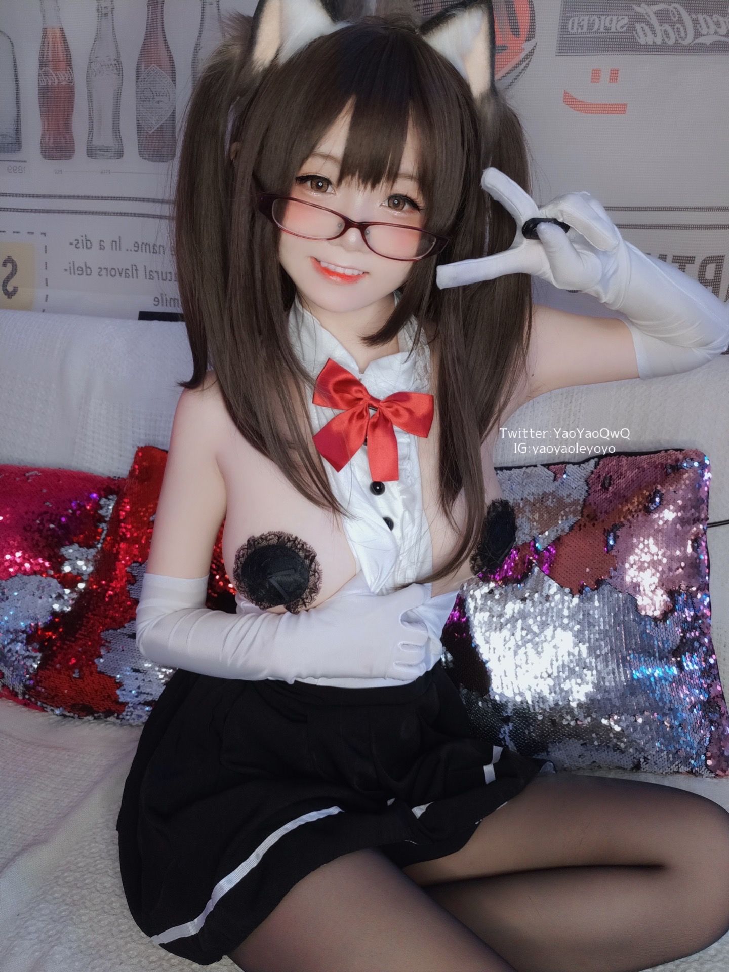 [网红COS] 萌妹子Coser摇摇乐yoyo - 黑色紧身衣