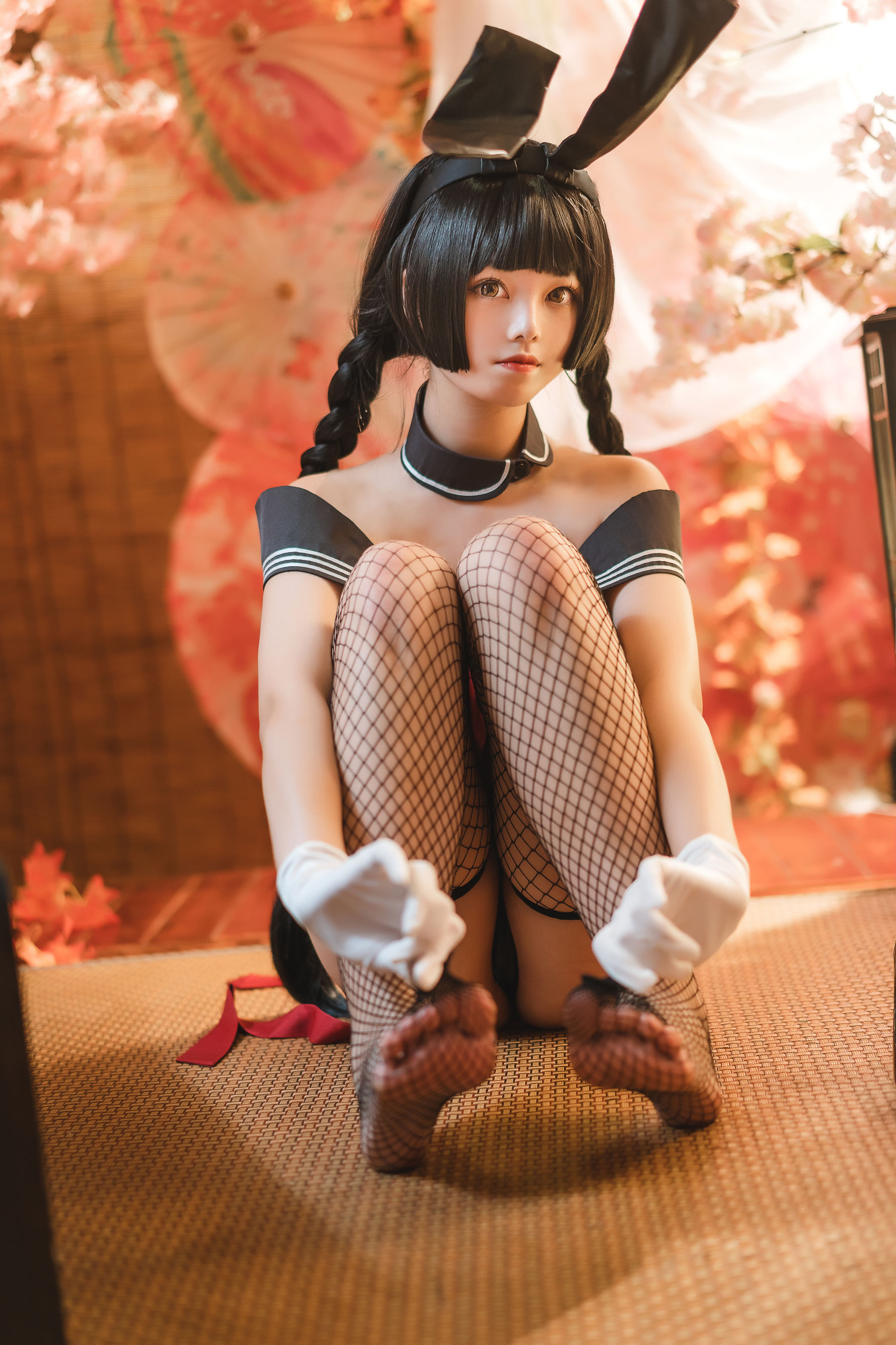 [网红COS] 萌系小姐姐蜜汁猫裘 - 卯月桃子
