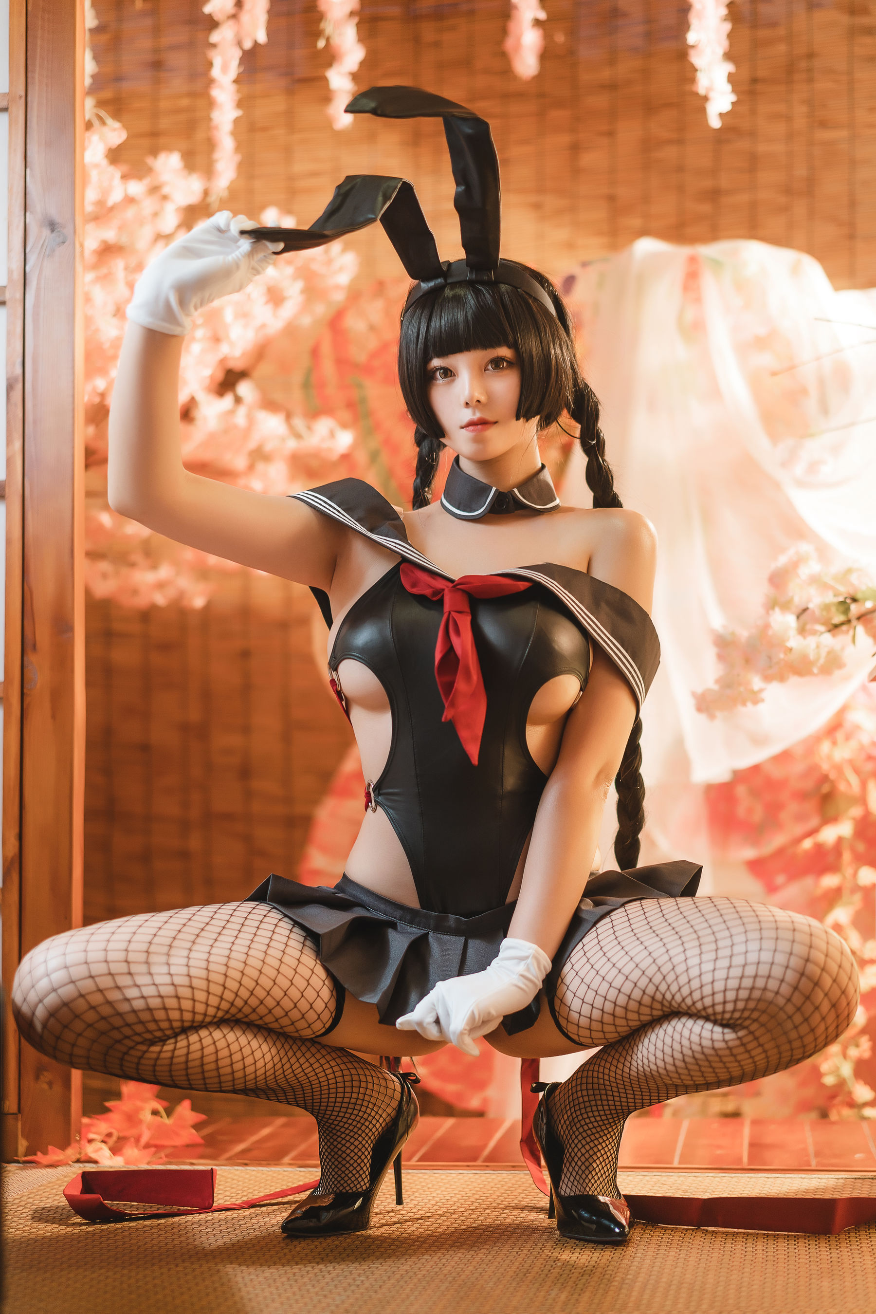 [网红COS] 萌系小姐姐蜜汁猫裘 - 卯月桃子