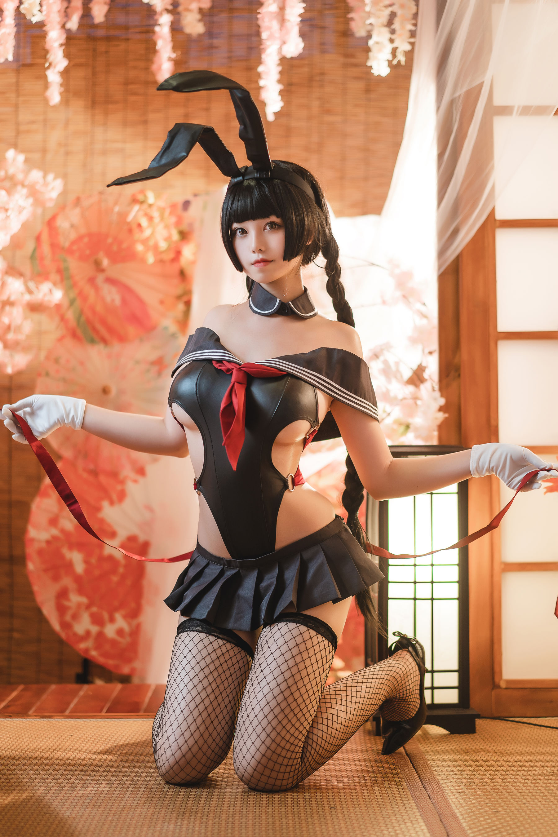 [网红COS] 萌系小姐姐蜜汁猫裘 - 卯月桃子