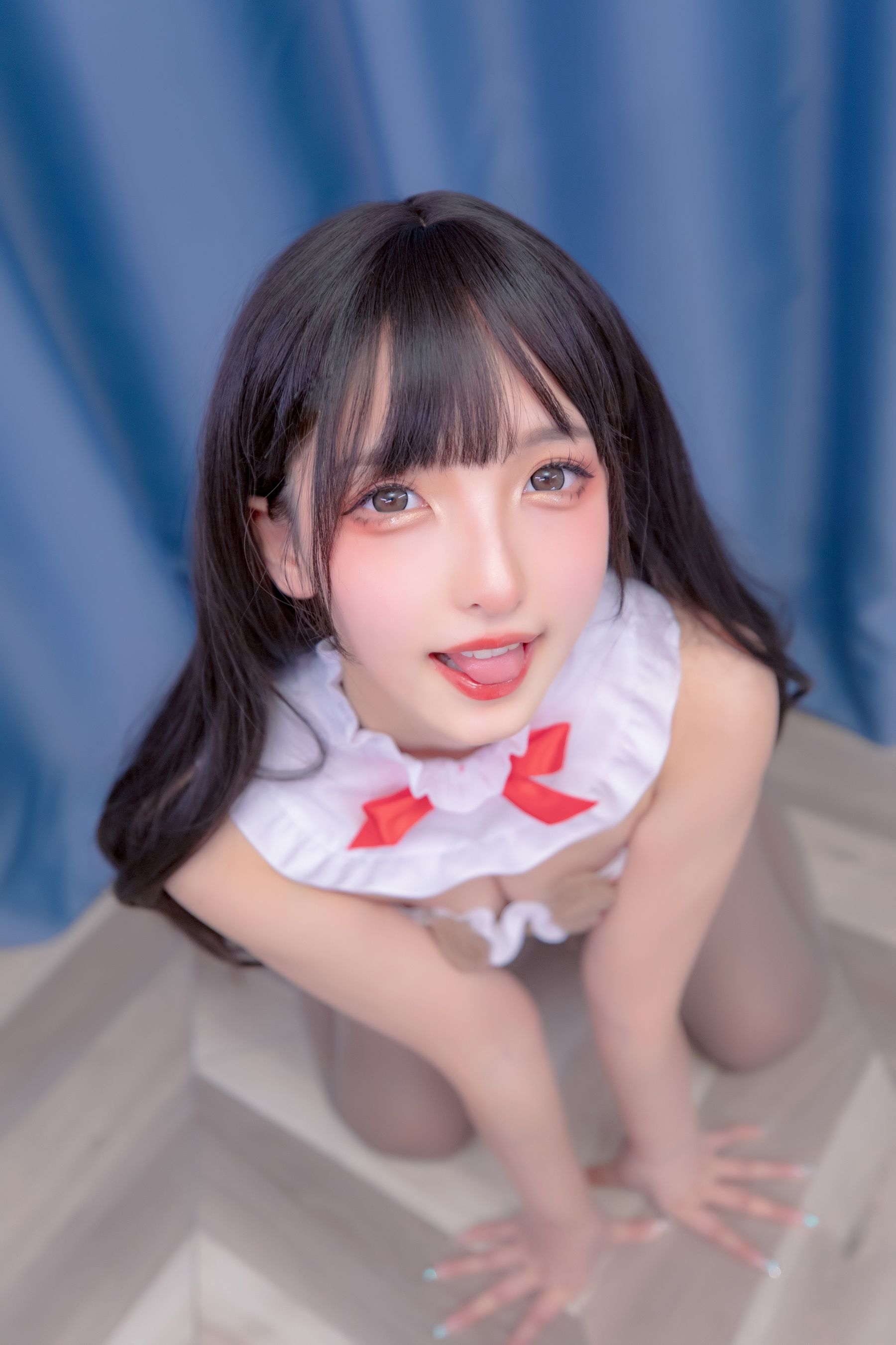 [网红COS] 萝莉神楽板真冬 熊少女