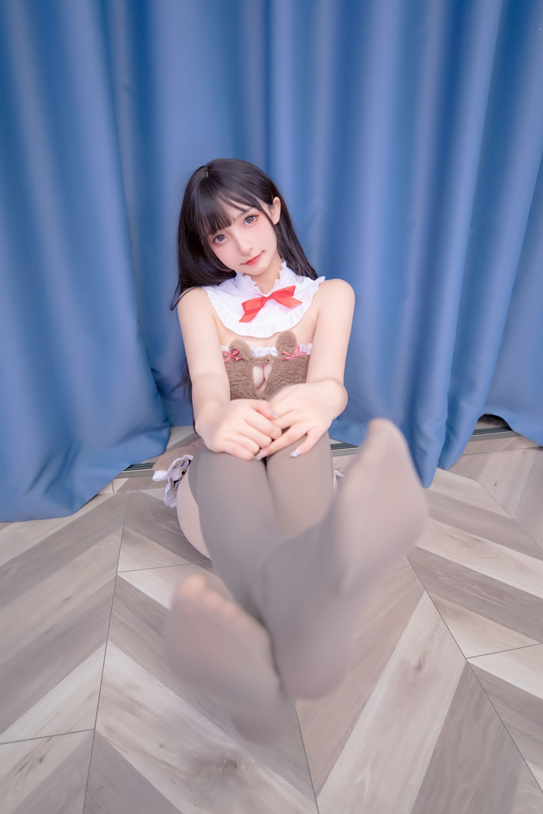 [网红COS] 萝莉神楽板真冬 熊少女