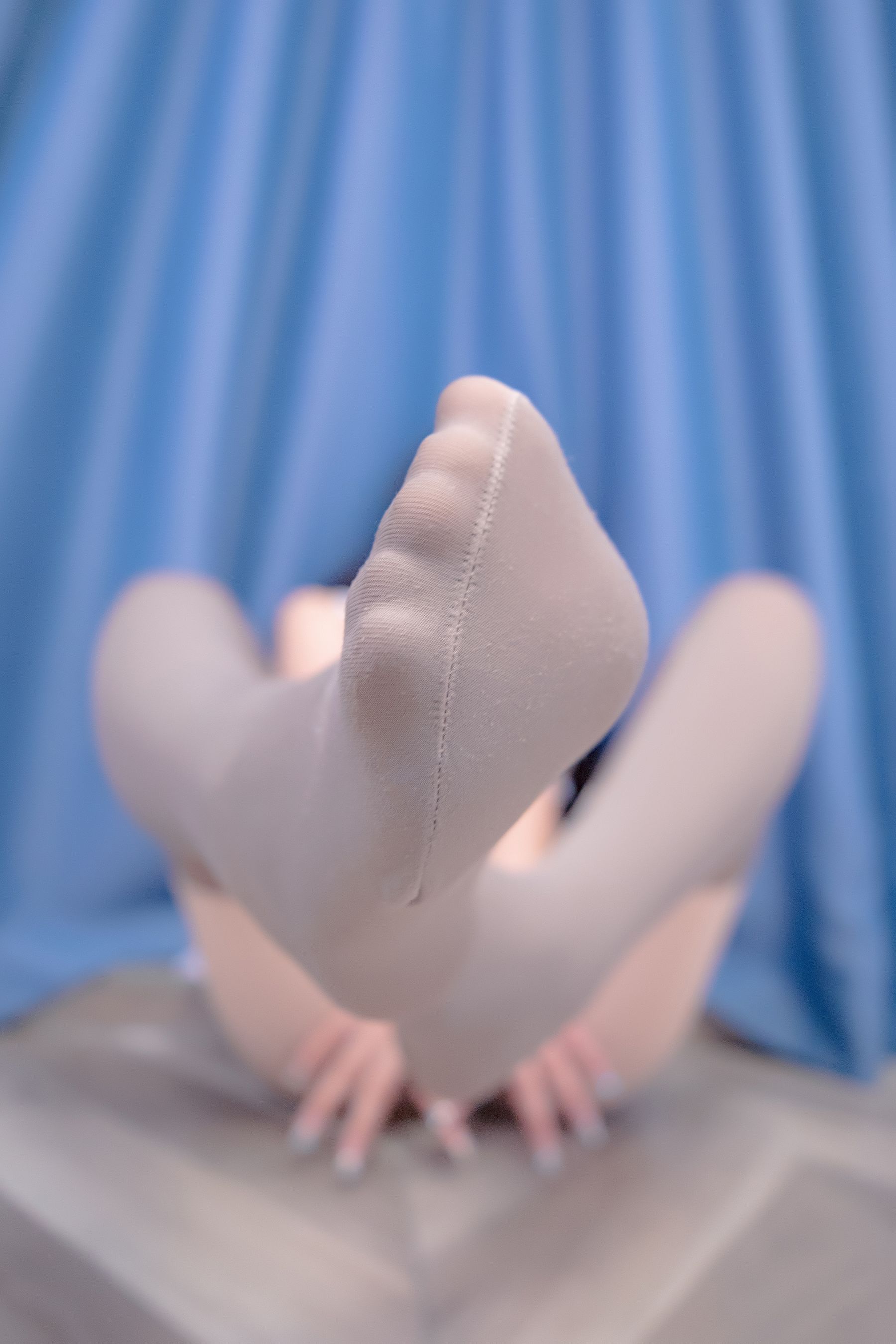 [网红COS] 萝莉神楽板真冬 熊少女