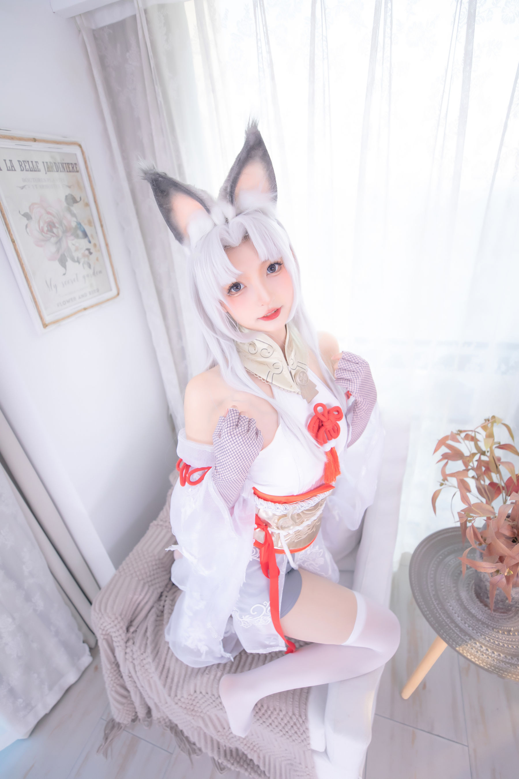 [网红COS] 萝莉神楽板真冬 白丝胡桃