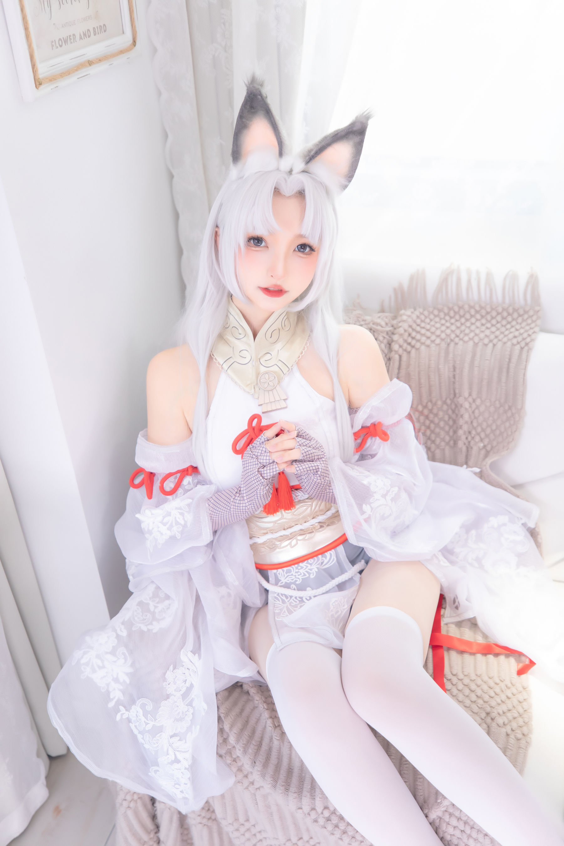 [网红COS] 萝莉神楽板真冬 白丝胡桃