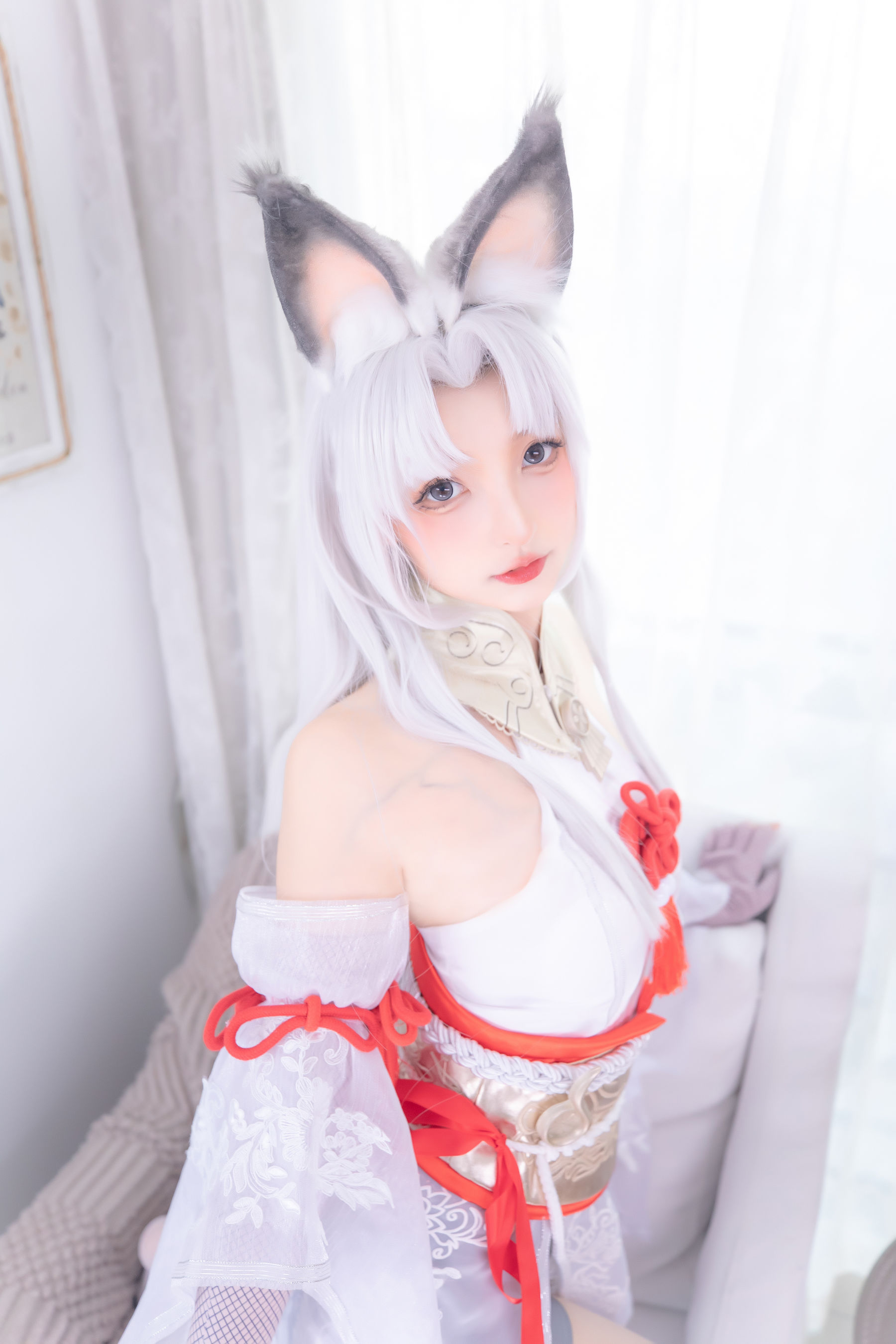 [网红COS] 萝莉神楽板真冬 白丝胡桃