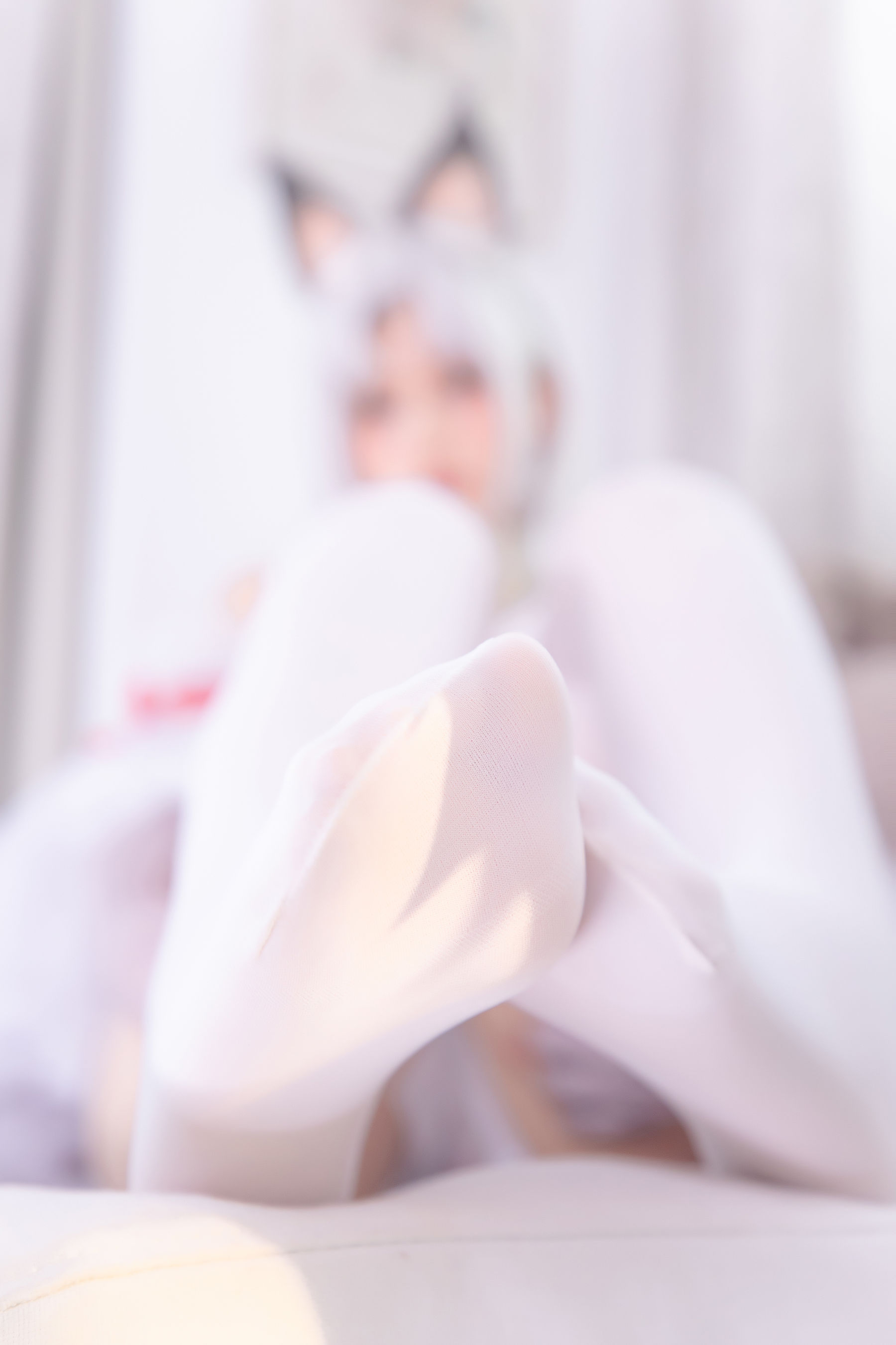 [网红COS] 萝莉神楽板真冬 白丝胡桃