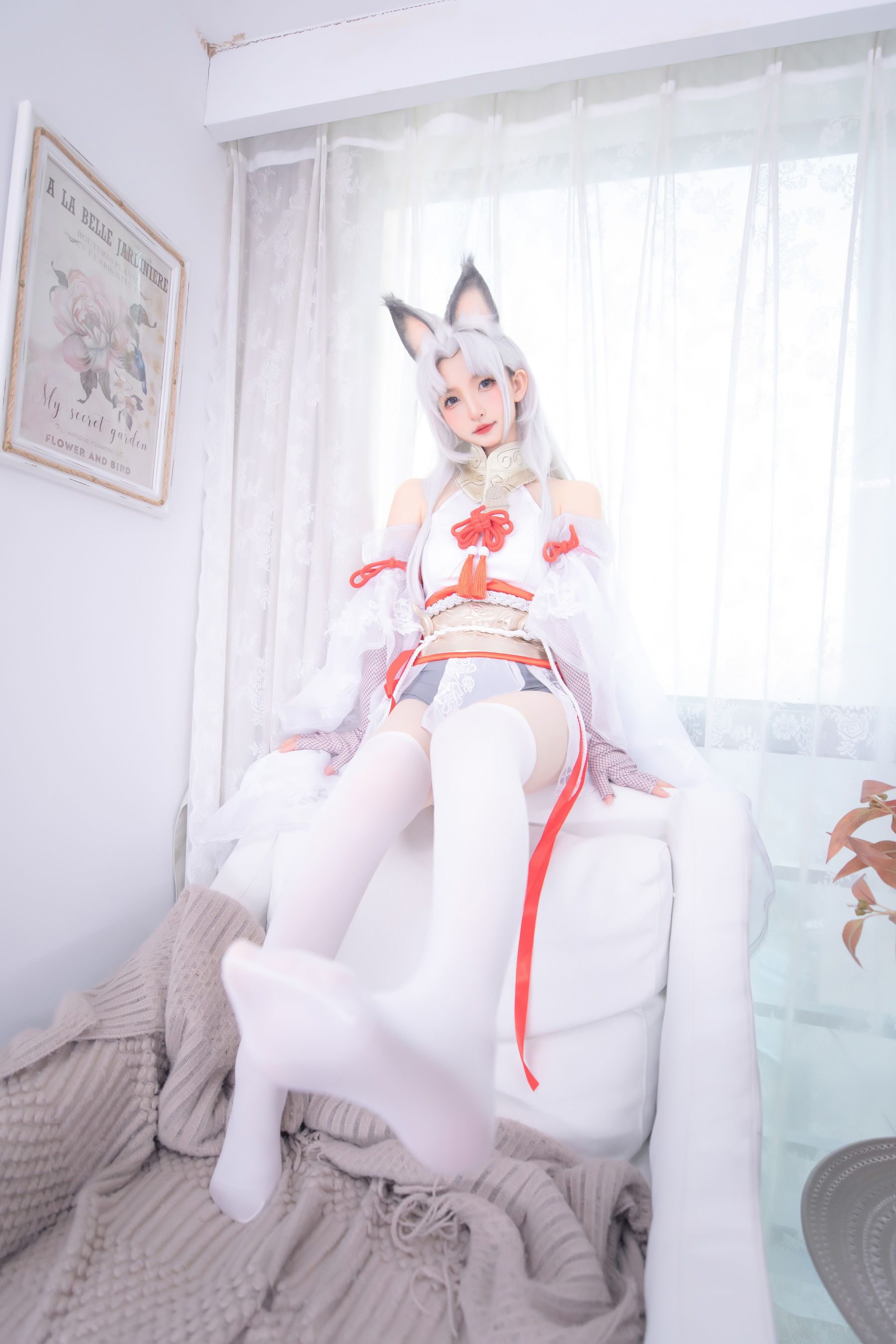 [网红COS] 萝莉神楽板真冬 白丝胡桃