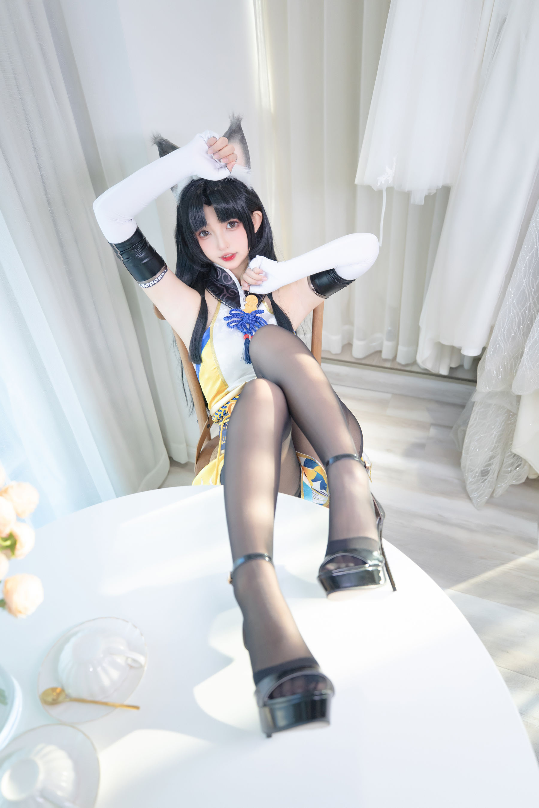 [网红COS] 萝莉神楽板真冬 黑丝胡桃