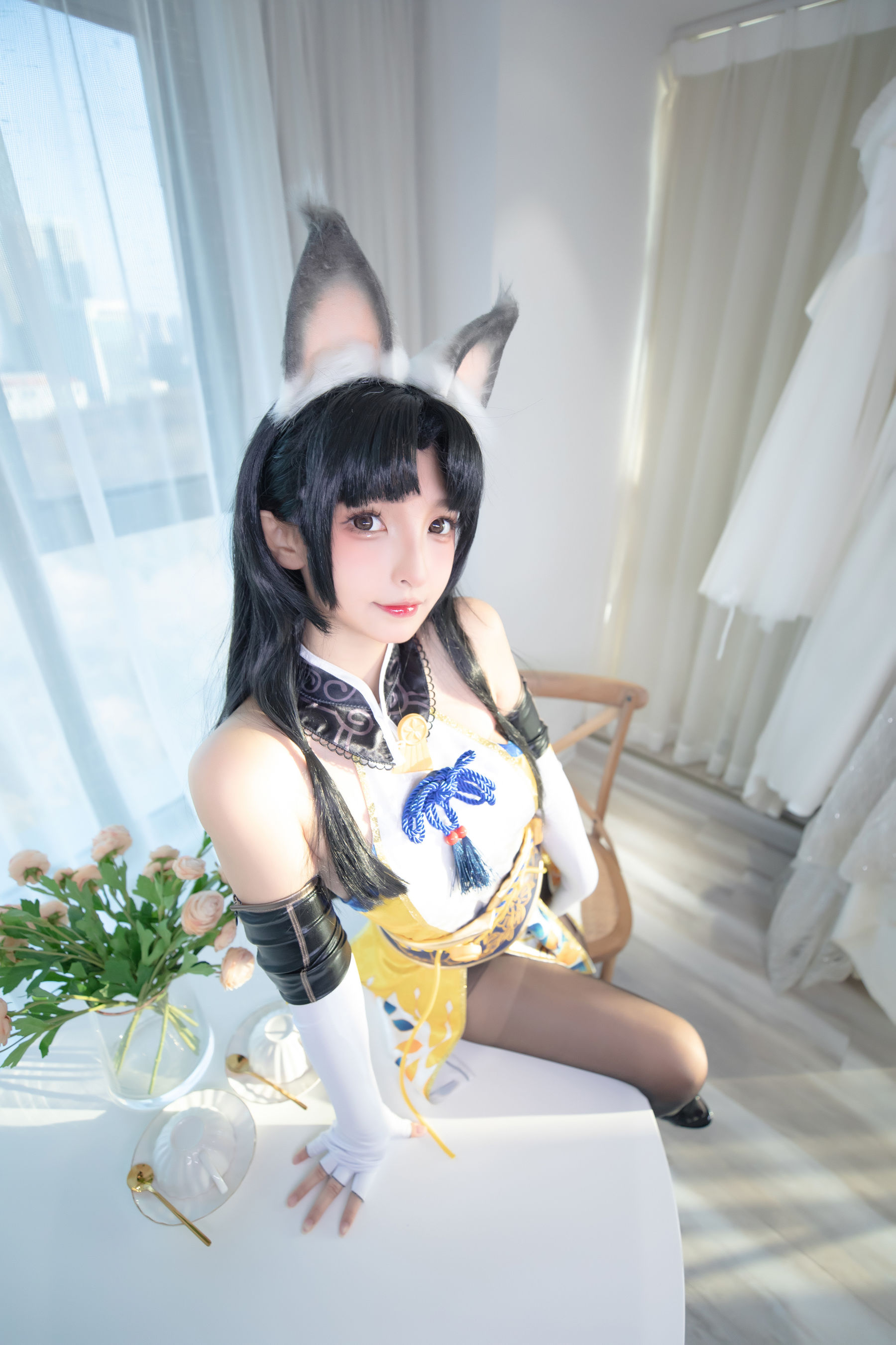 [网红COS] 萝莉神楽板真冬 黑丝胡桃