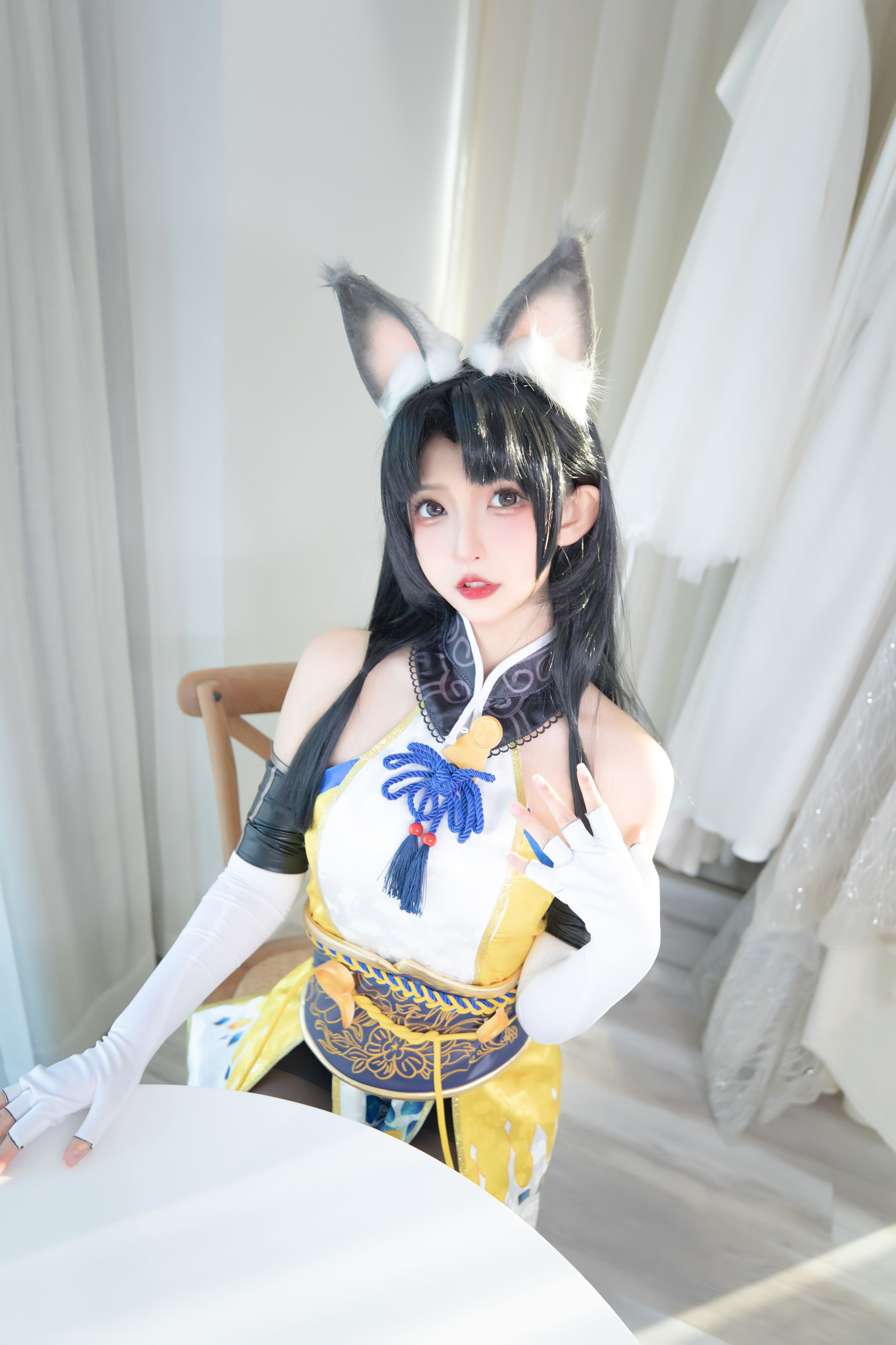 [网红COS] 萝莉神楽板真冬 黑丝胡桃