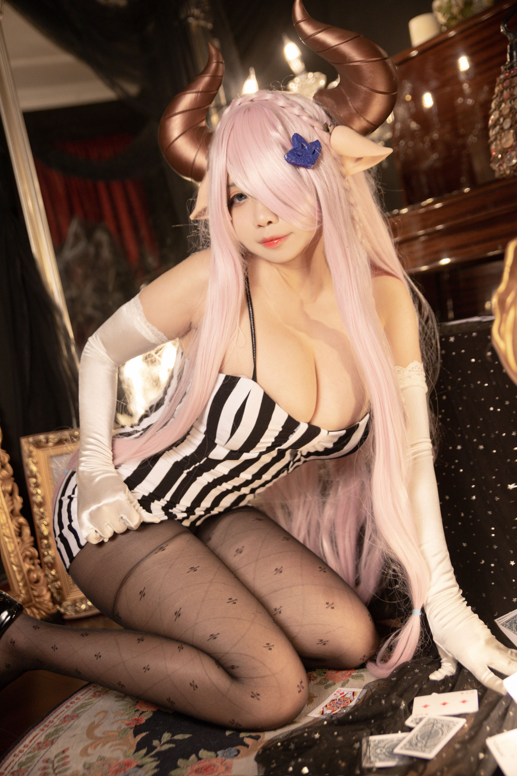 [网红COS] 贞子蜜桃 - 娜露梅亚礼服