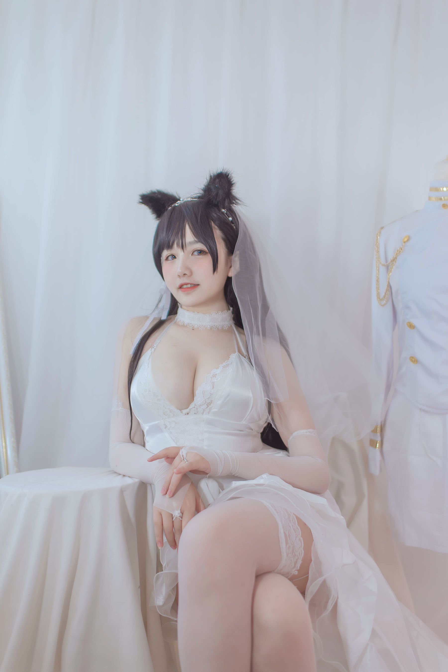 [网红COS] 阿半今天很开心 - 爱宕婚纱