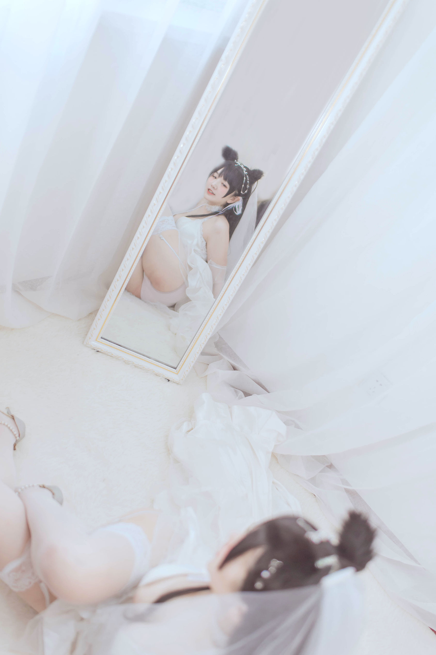 [网红COS] 阿半今天很开心 - 爱宕婚纱