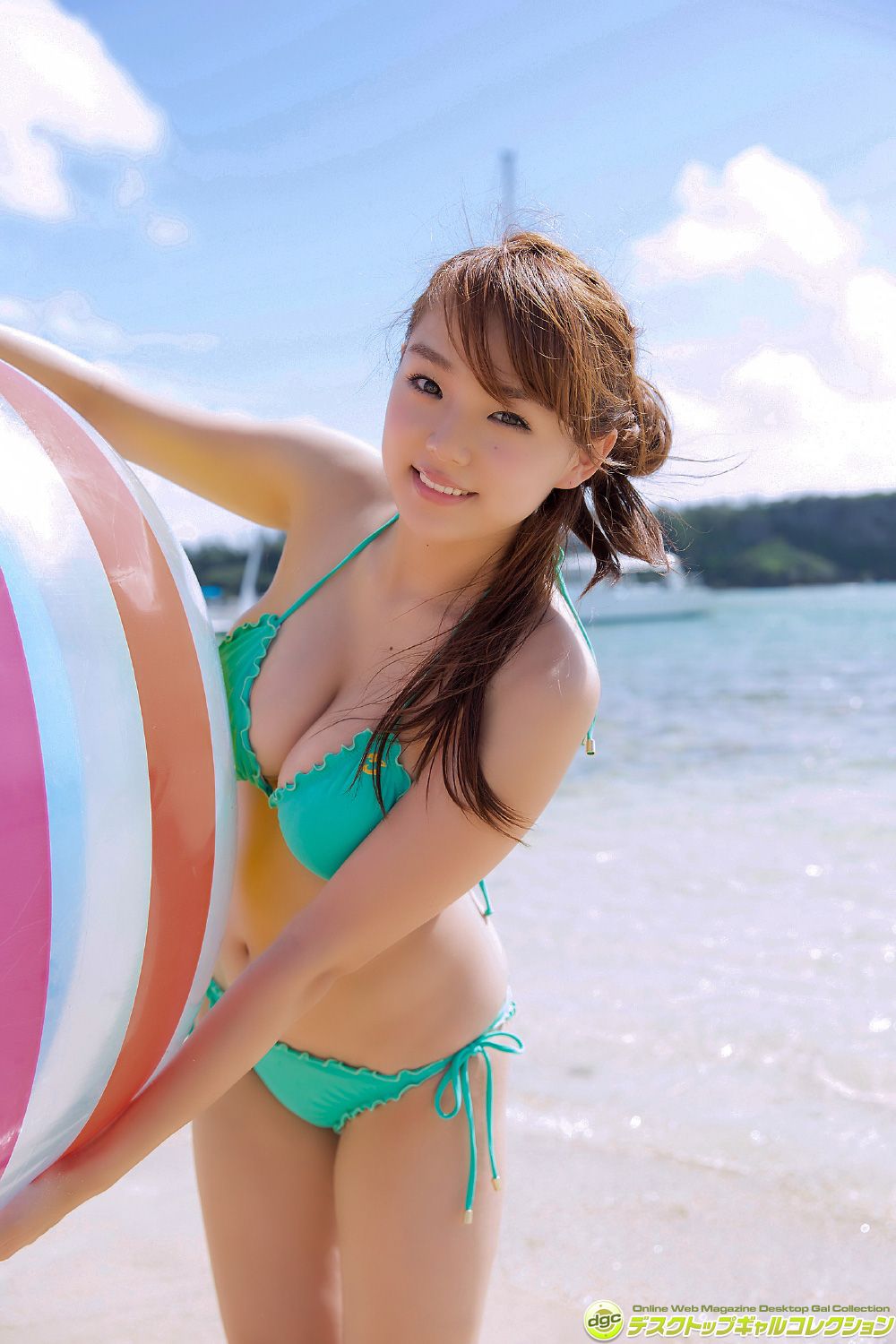 筱崎爱《グラビア不動の地位にある!圧倒的ロリ乳!》 [DGC] NO.1275