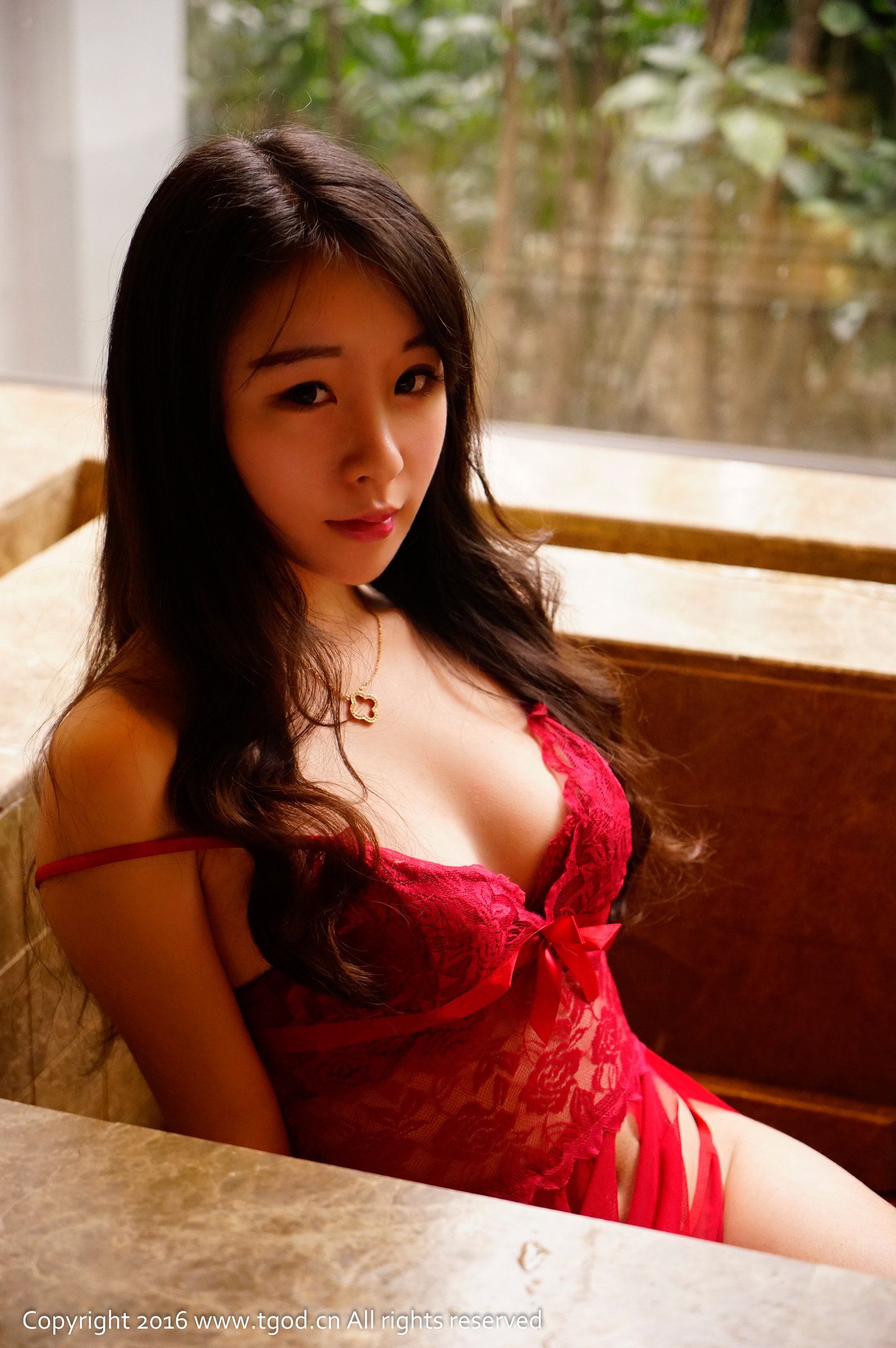 梓萱Crystal《清纯惹火的乖乖女》 [推女神TGOD]