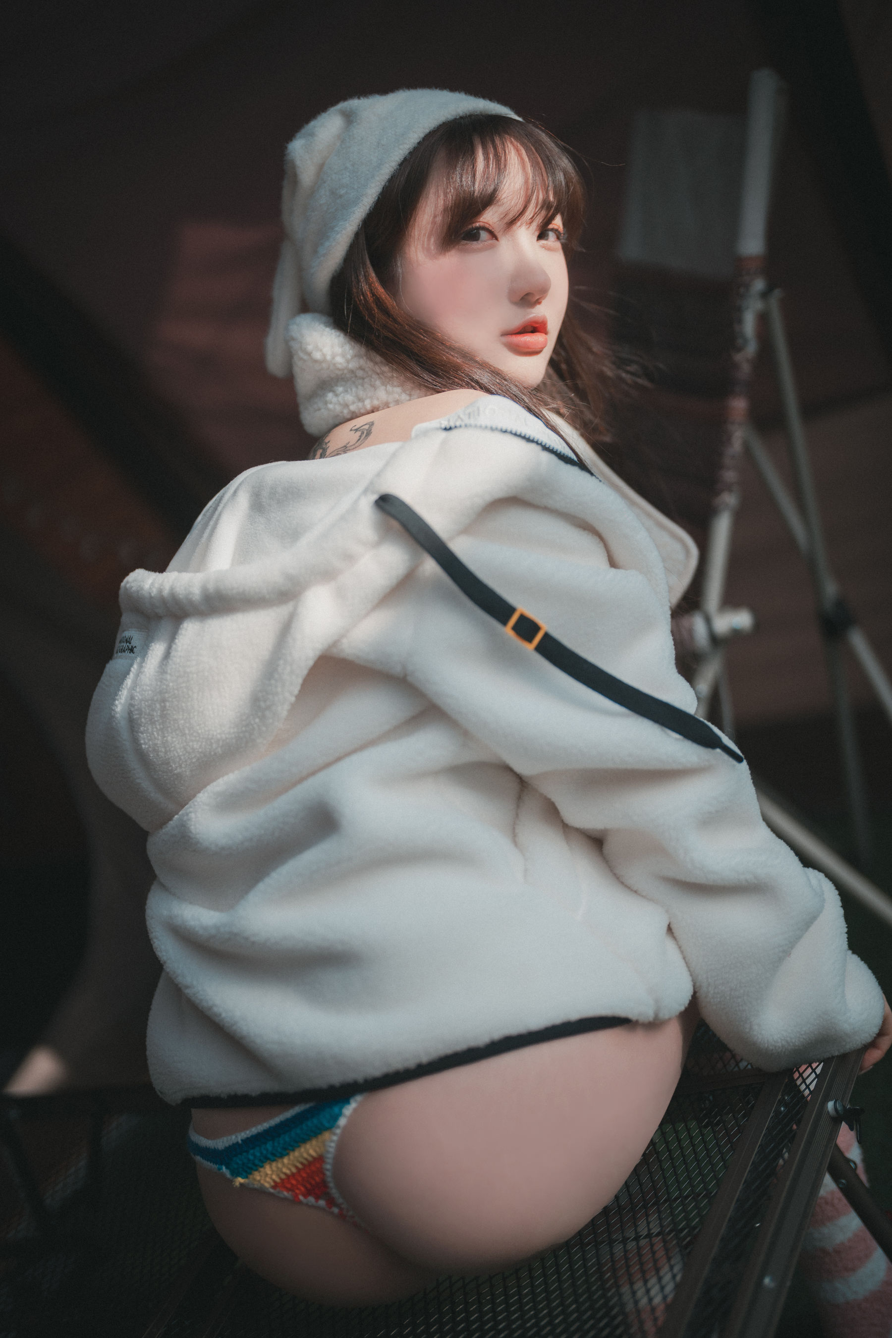 [DJAWA]  Yeeun - Romantic Winter Glamping