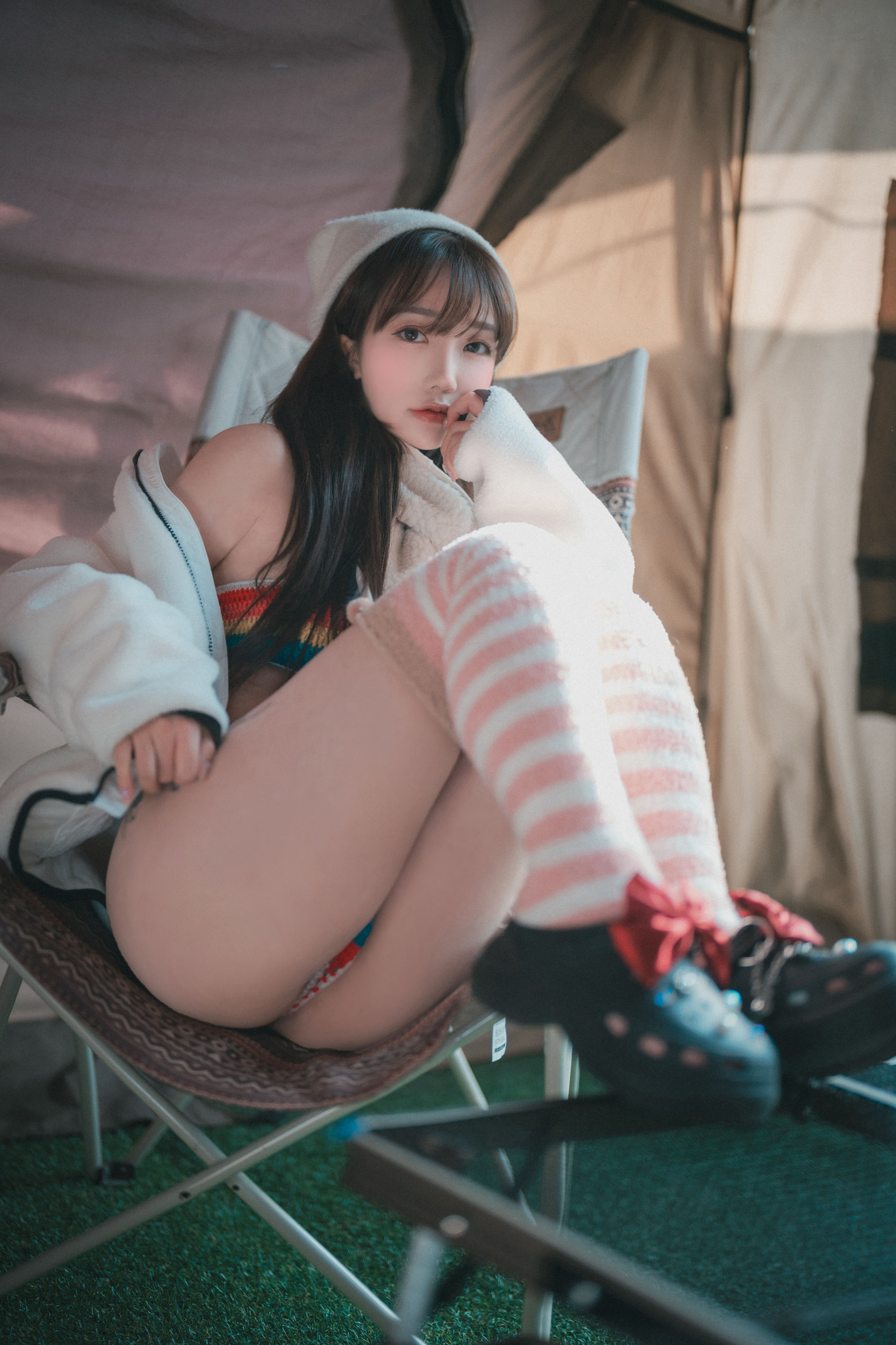 [DJAWA]  Yeeun - Romantic Winter Glamping