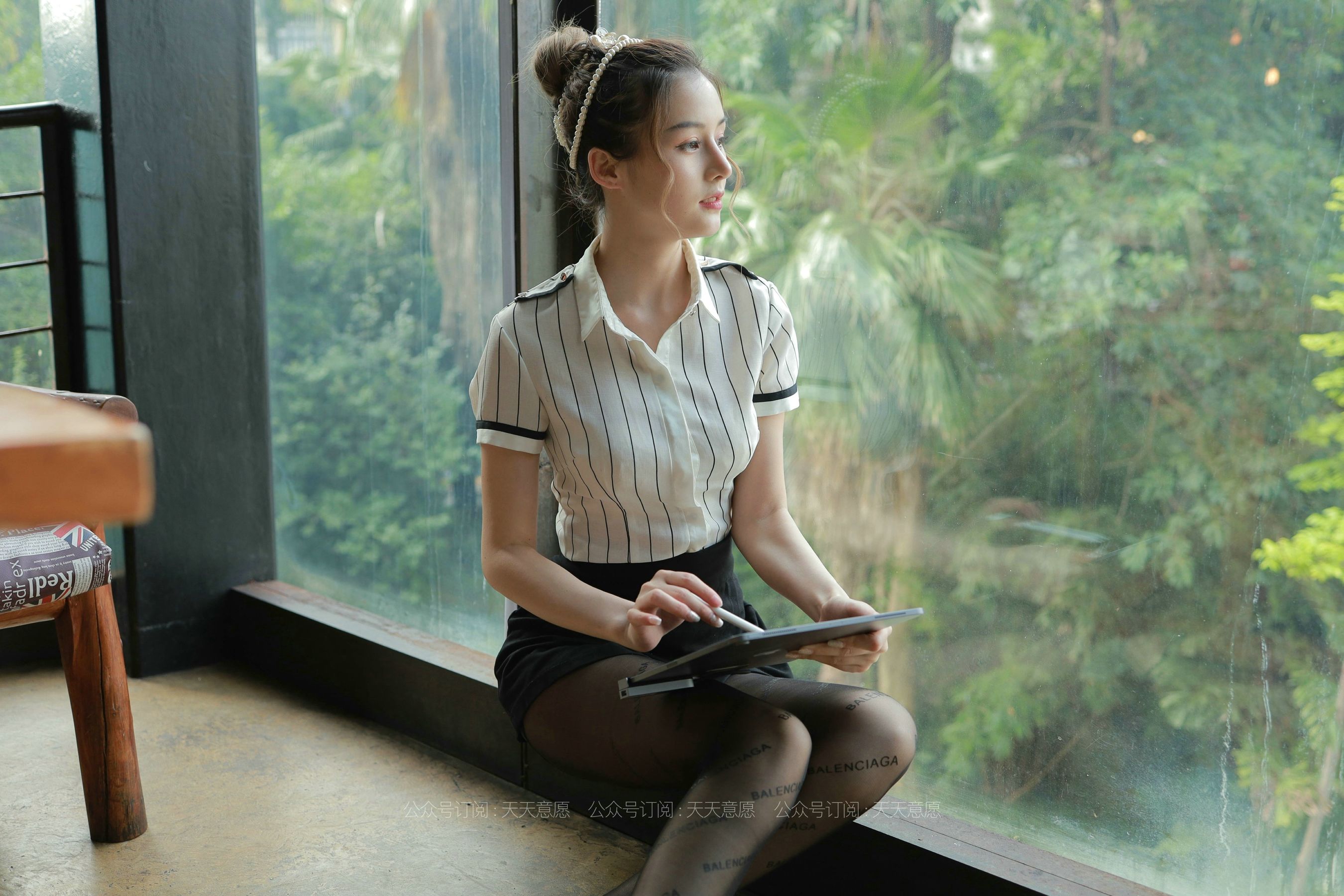 [IESS异思趣向]  模特：九妹《最美职业装》