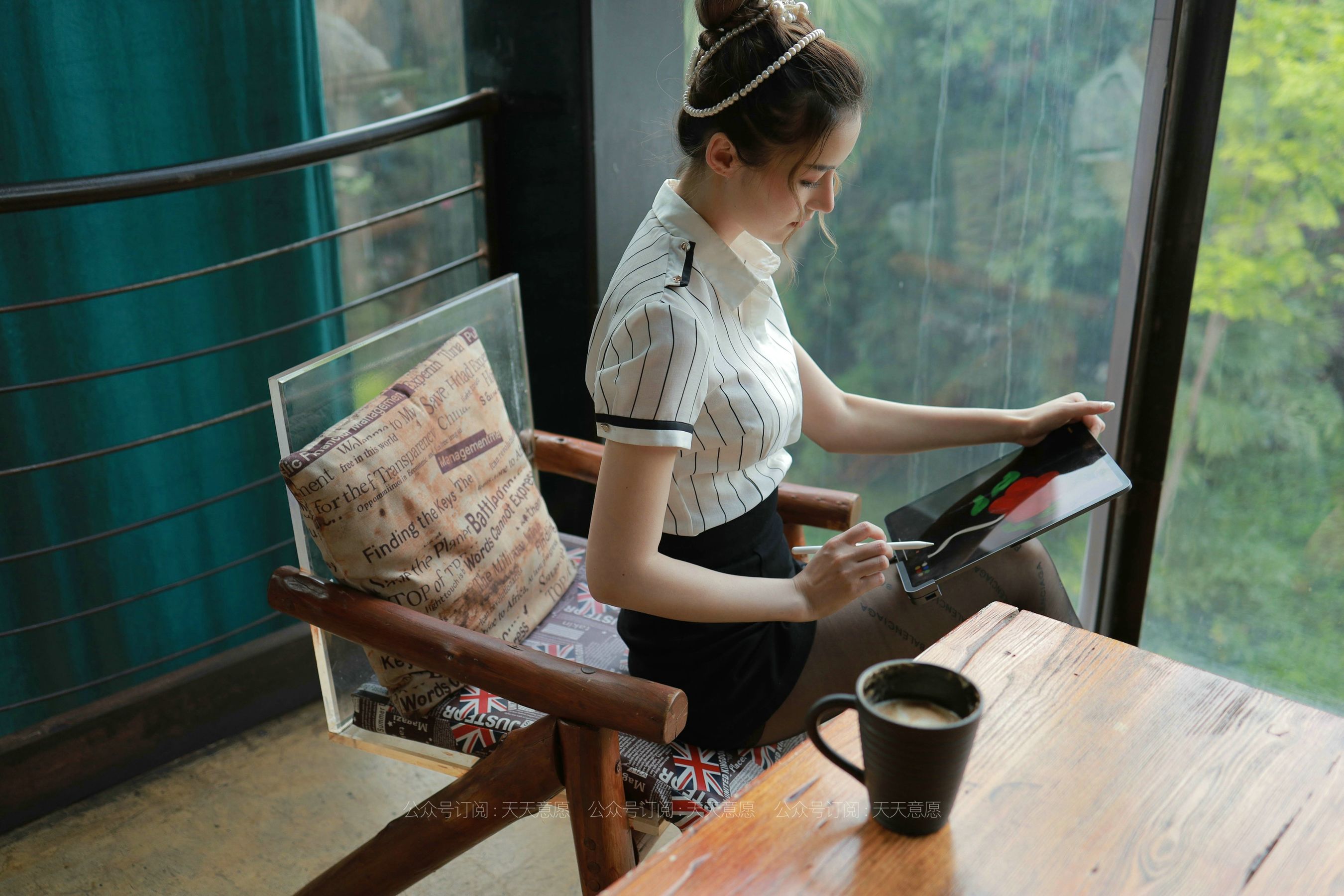 [IESS异思趣向]  模特：九妹《甜美女主管》