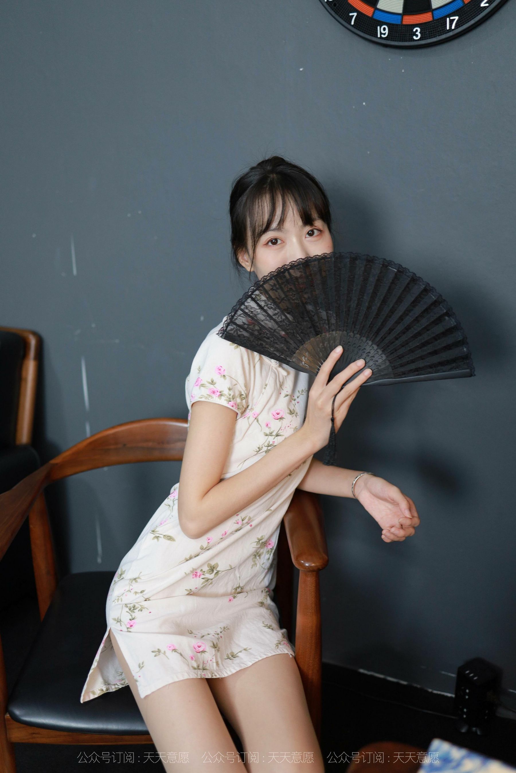 [IESS异思趣向]  模特：团团《长腿旗袍》