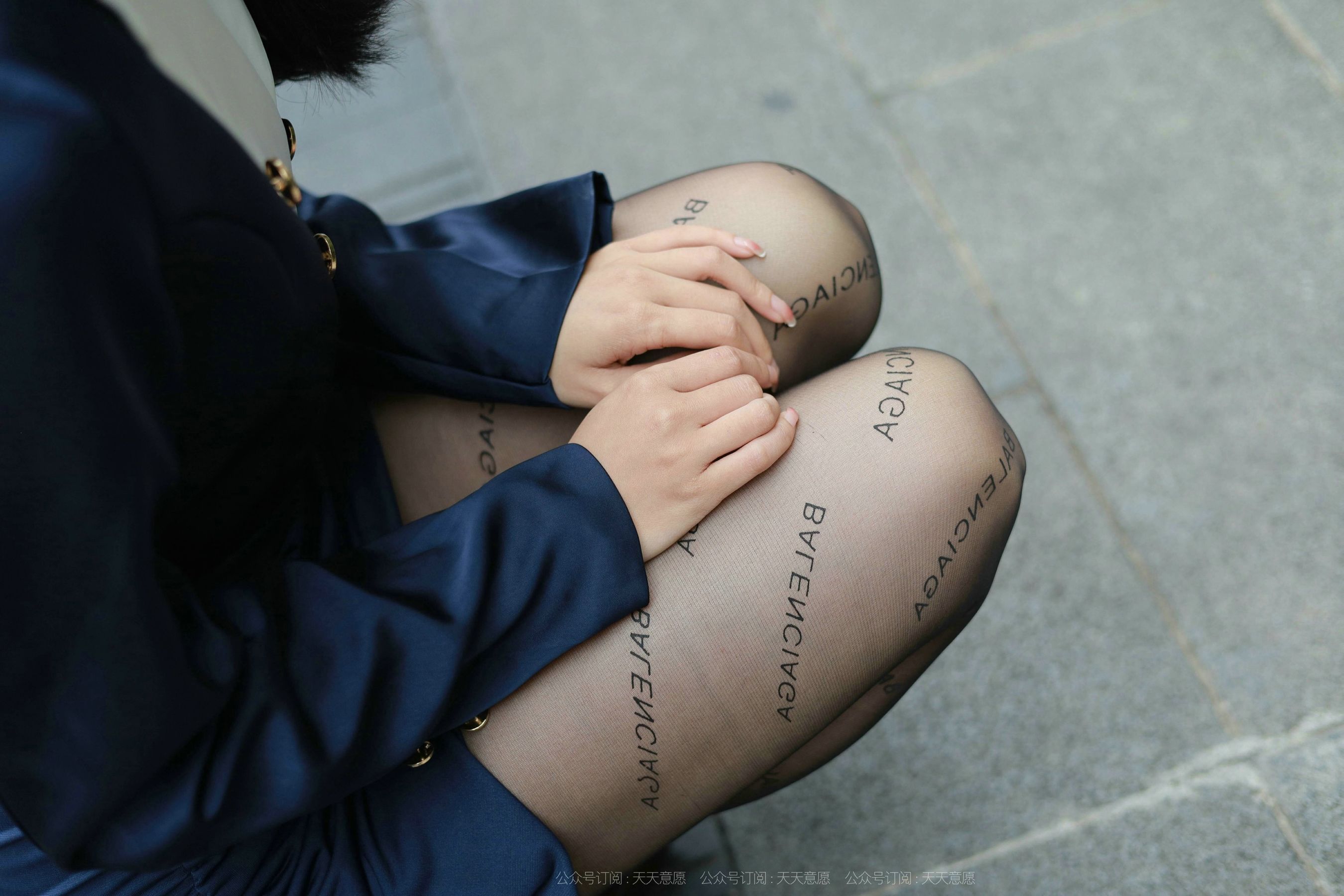 [IESS异思趣向]  模特：婉苹《OL性感包臀裙》
