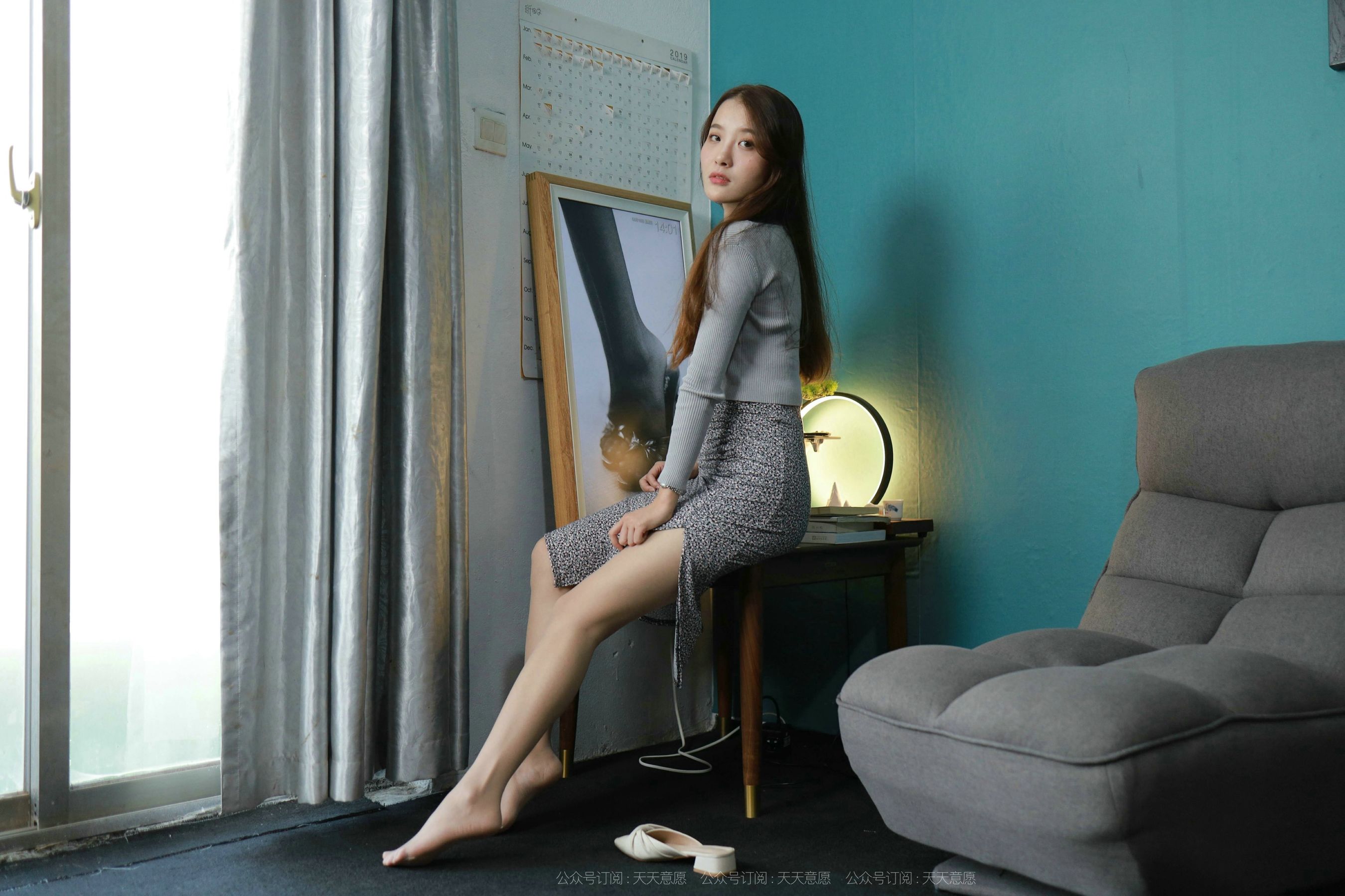 [IESS异思趣向]  模特：婉苹《温柔的碎花裙》