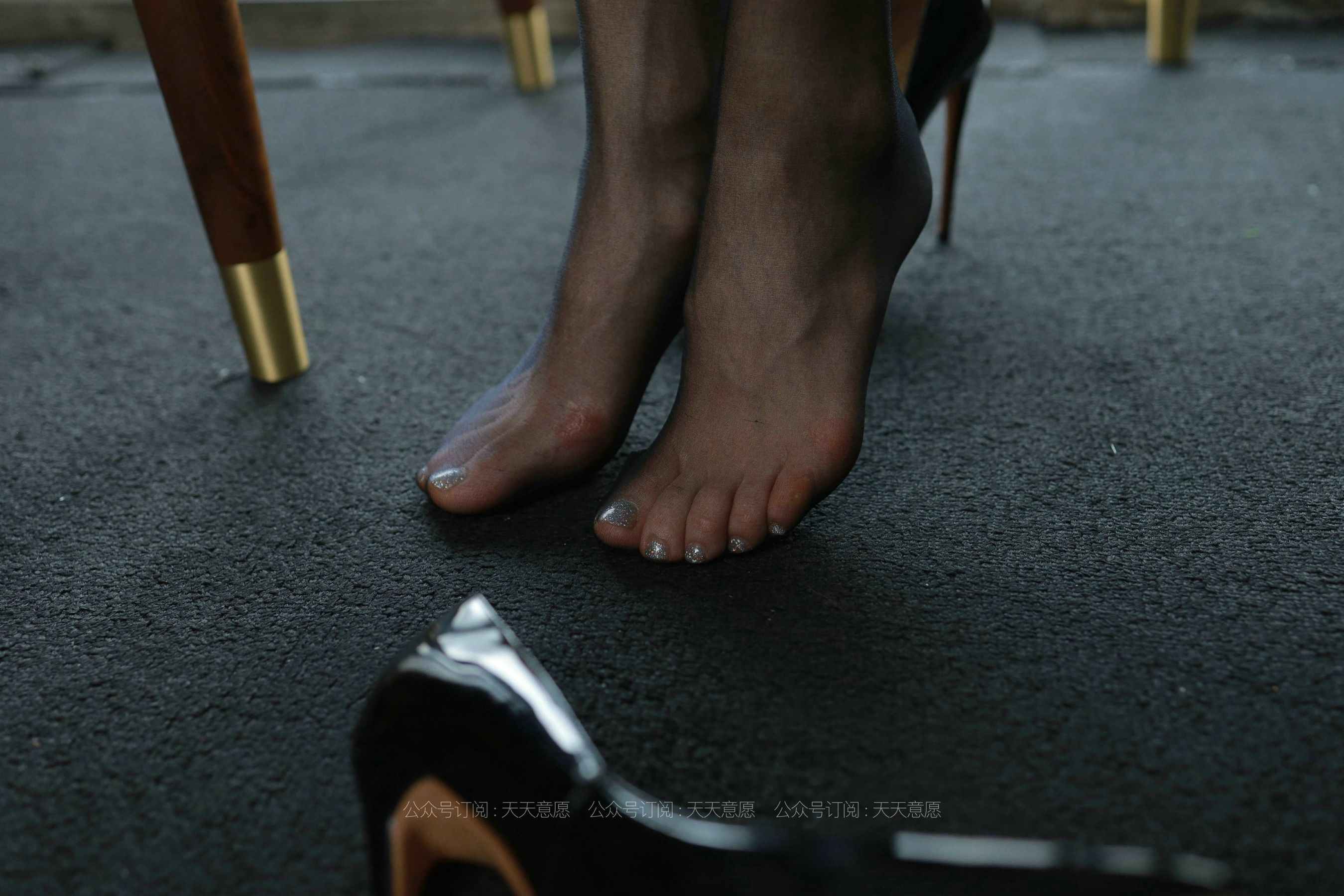 [IESS异思趣向]  模特：小六《美女办公室》