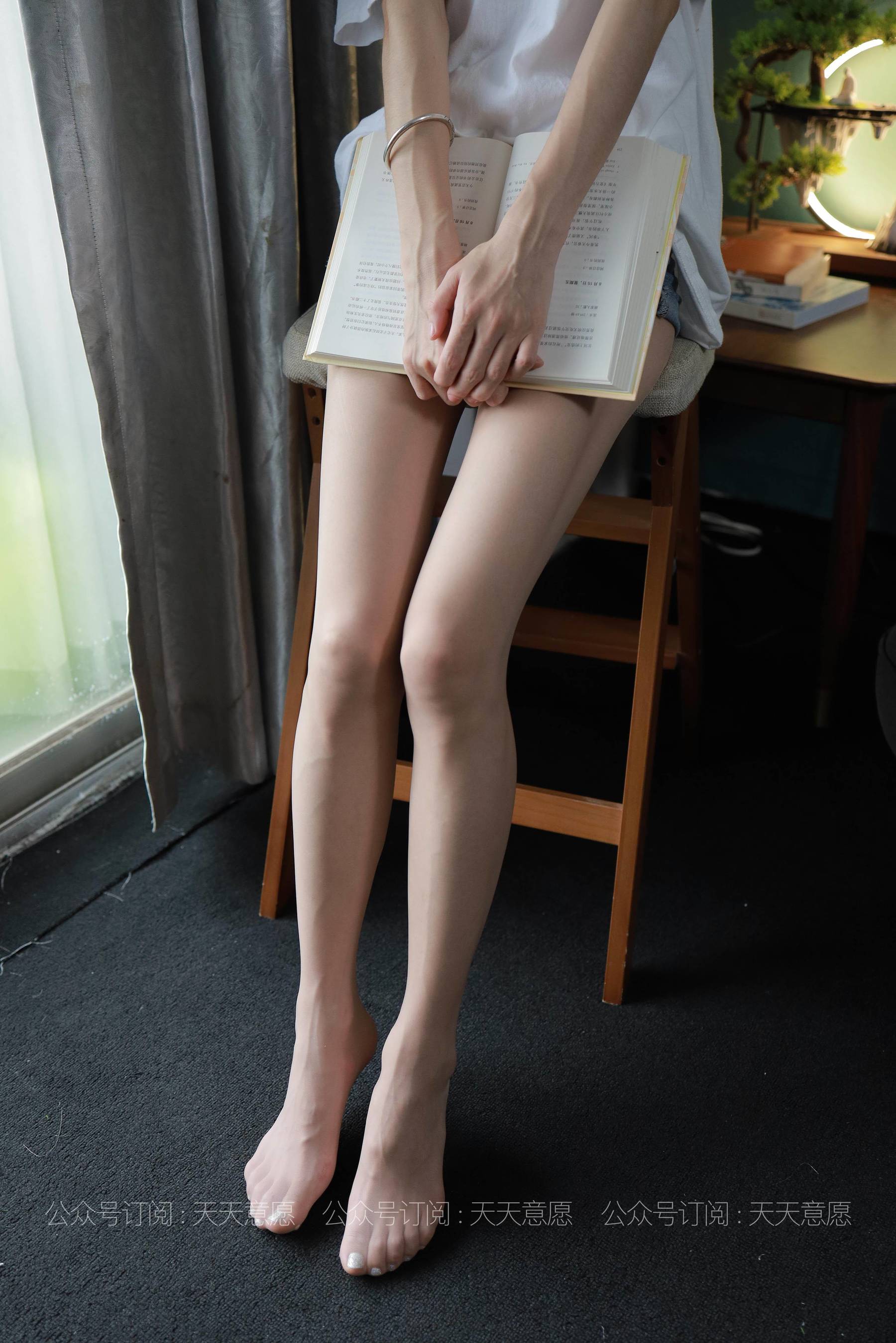 [IESS异思趣向]  模特：小六《邻家少女爱看书》